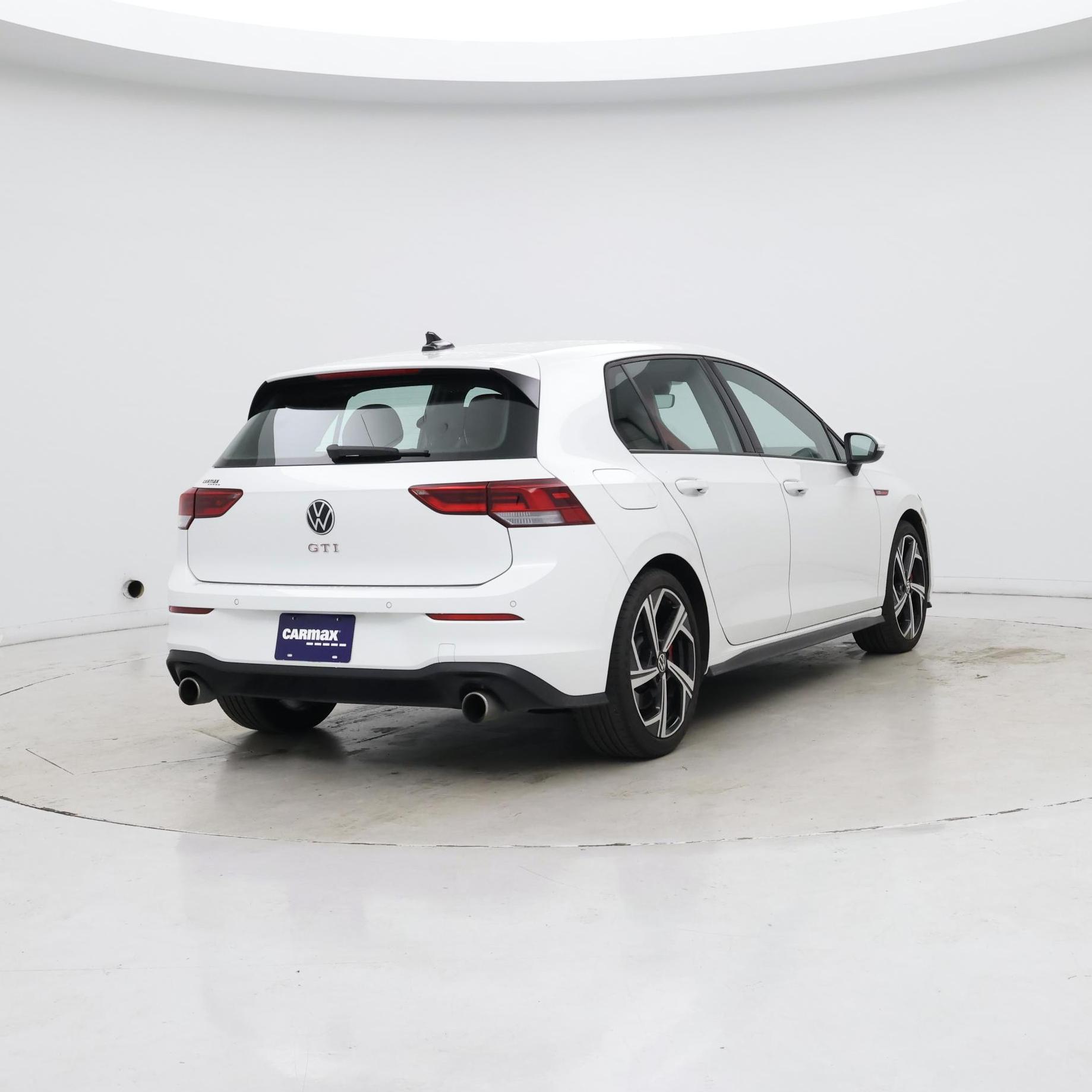 Thumbnail: 2024 Volkswagen Golf - 8