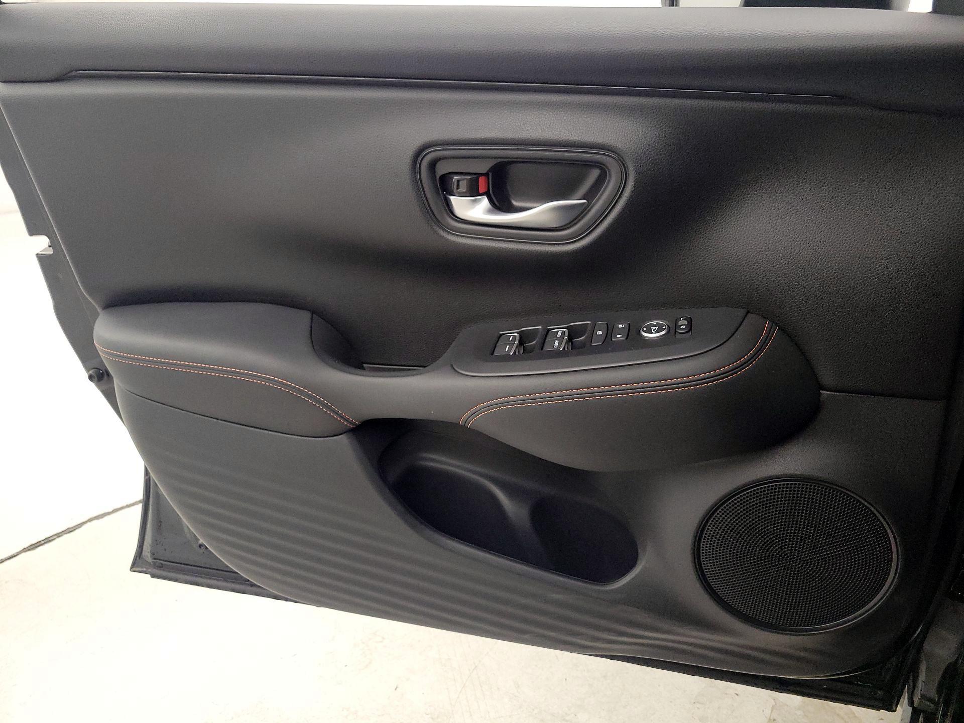 Thumbnail: 2025 Honda HR-V - 12