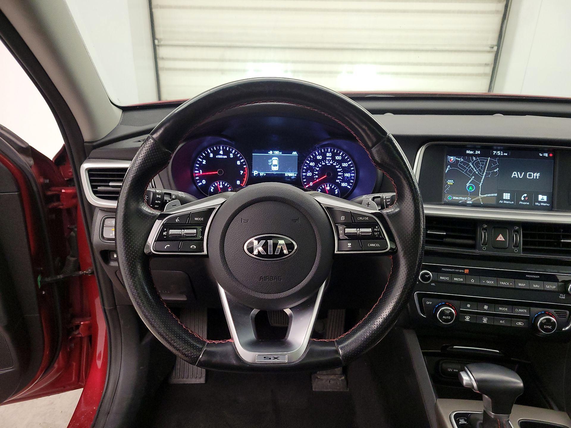 Thumbnail: 2019 Kia Optima - 10