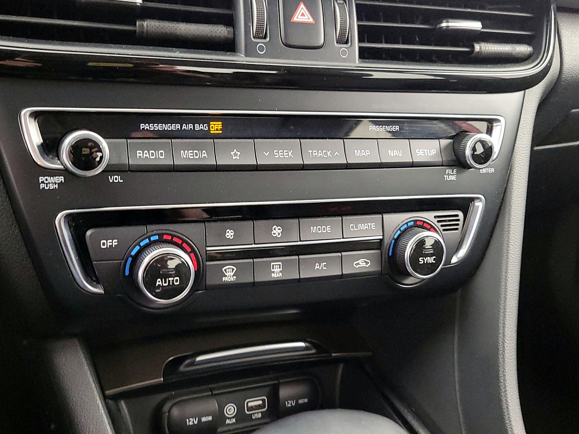 Thumbnail: 2019 Kia Optima - 16