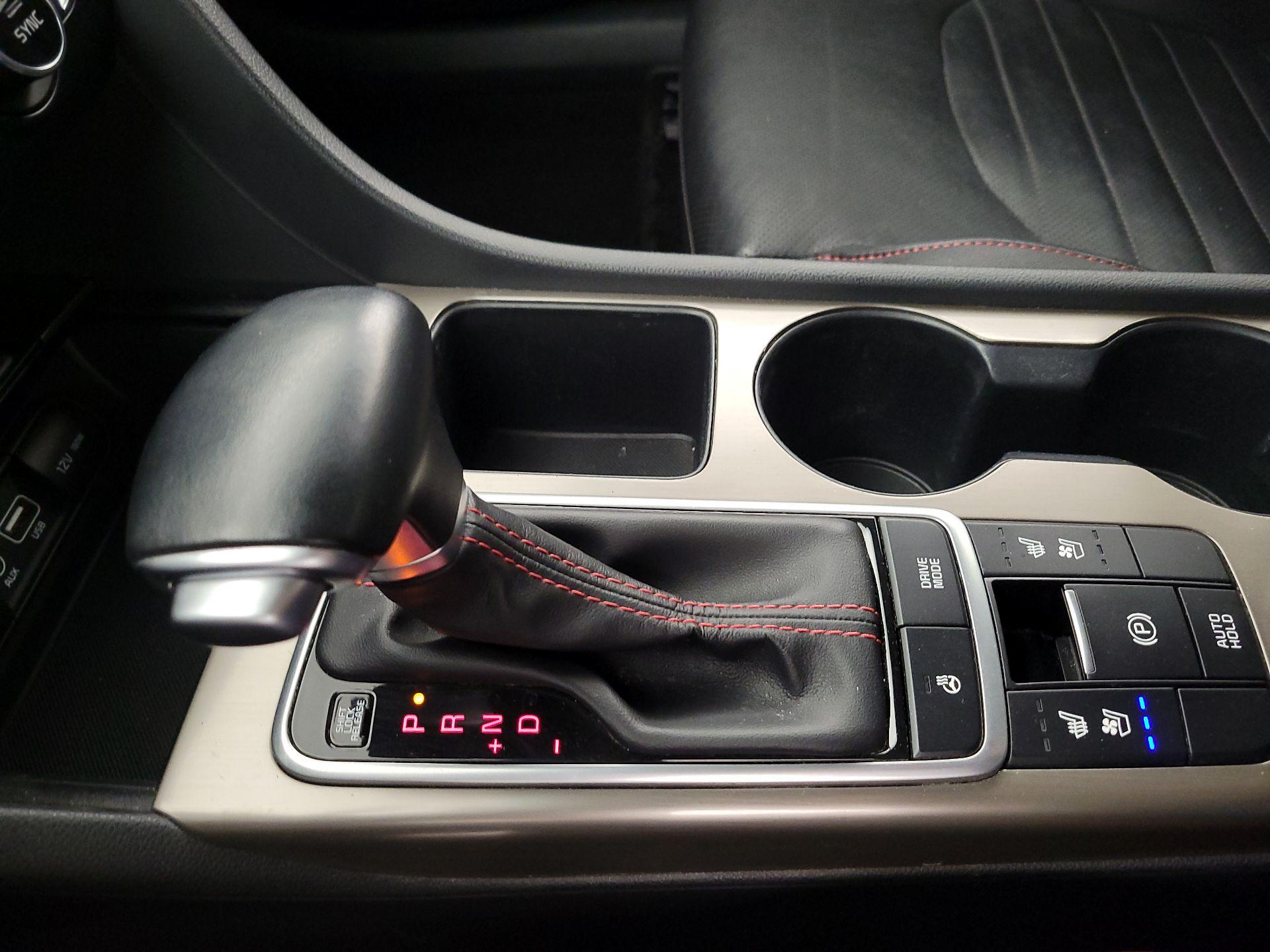 Thumbnail: 2019 Kia Optima - 17