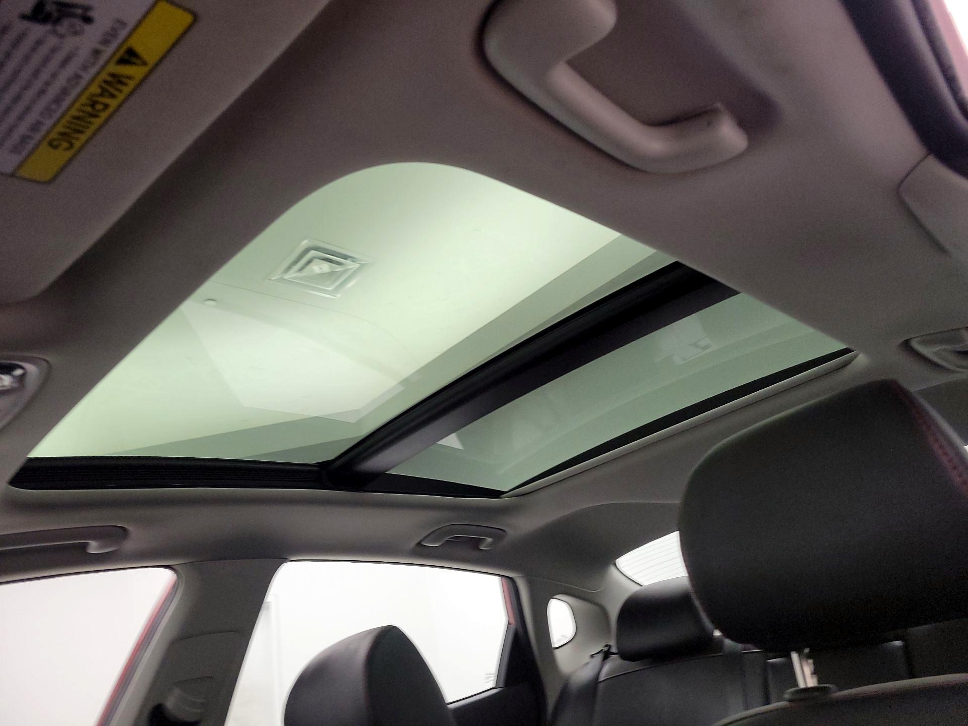 Thumbnail: 2019 Kia Optima - 19