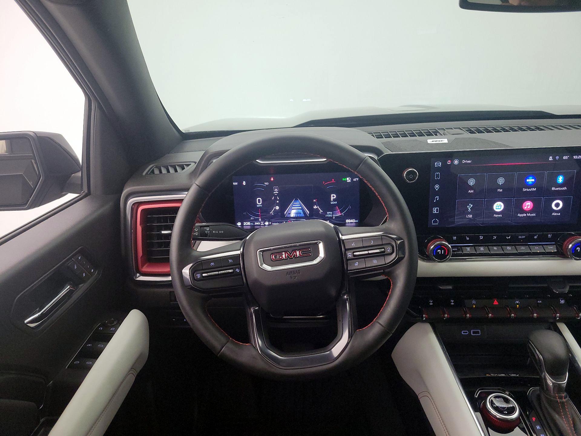 Thumbnail: 2025 GMC Canyon - 10