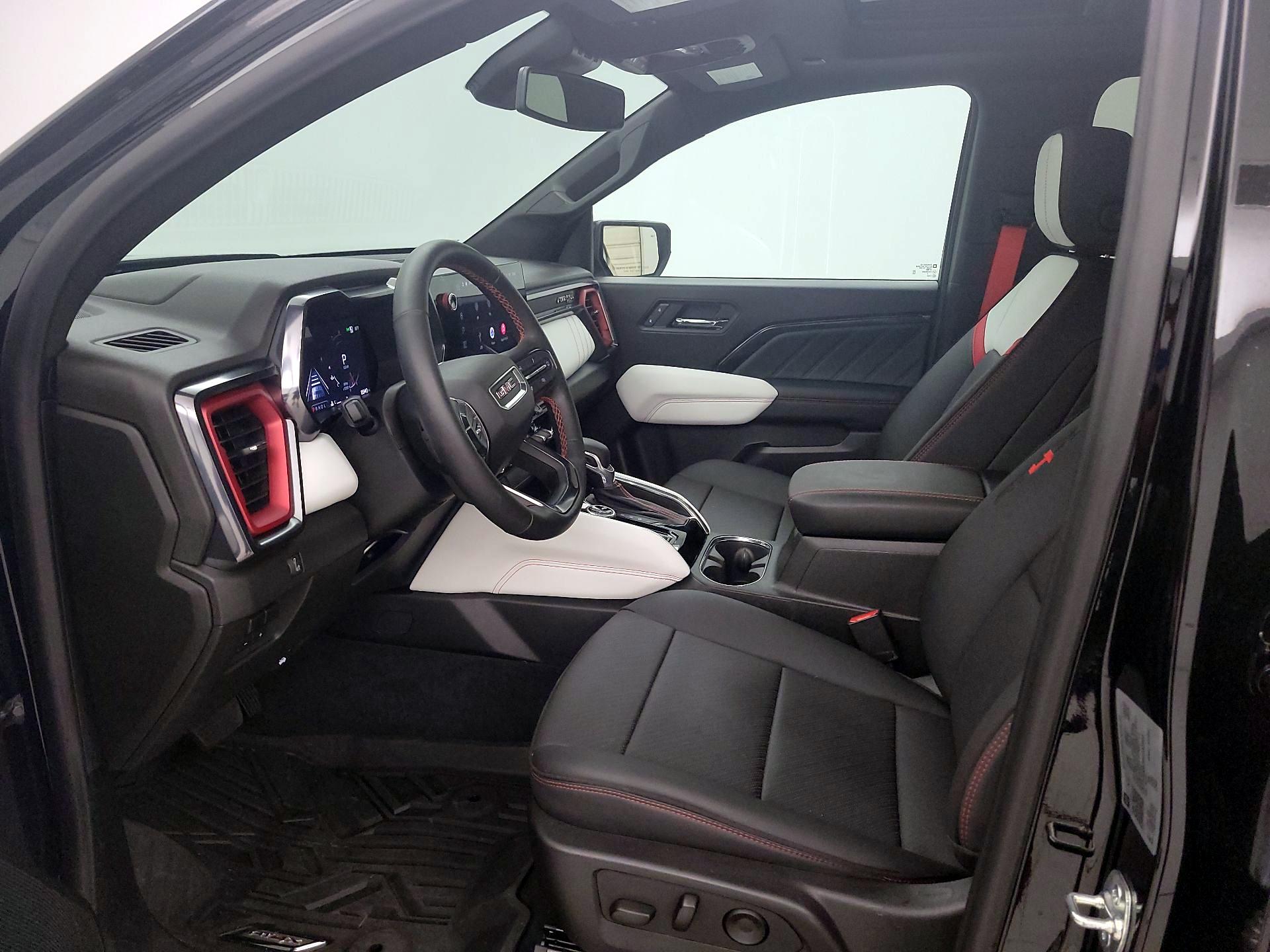 Thumbnail: 2025 GMC Canyon - 11