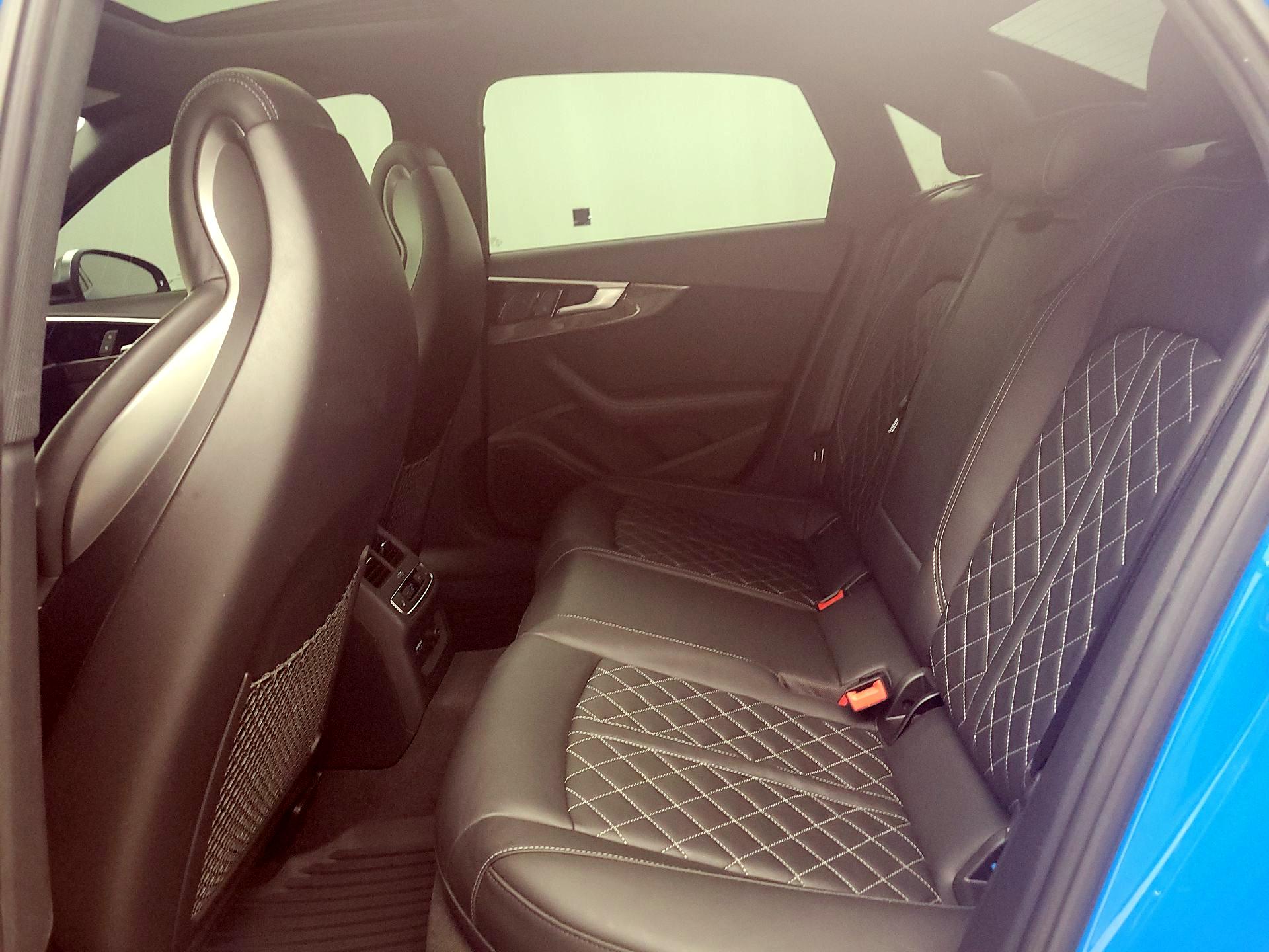 Thumbnail: 2020 Audi S4 - 20