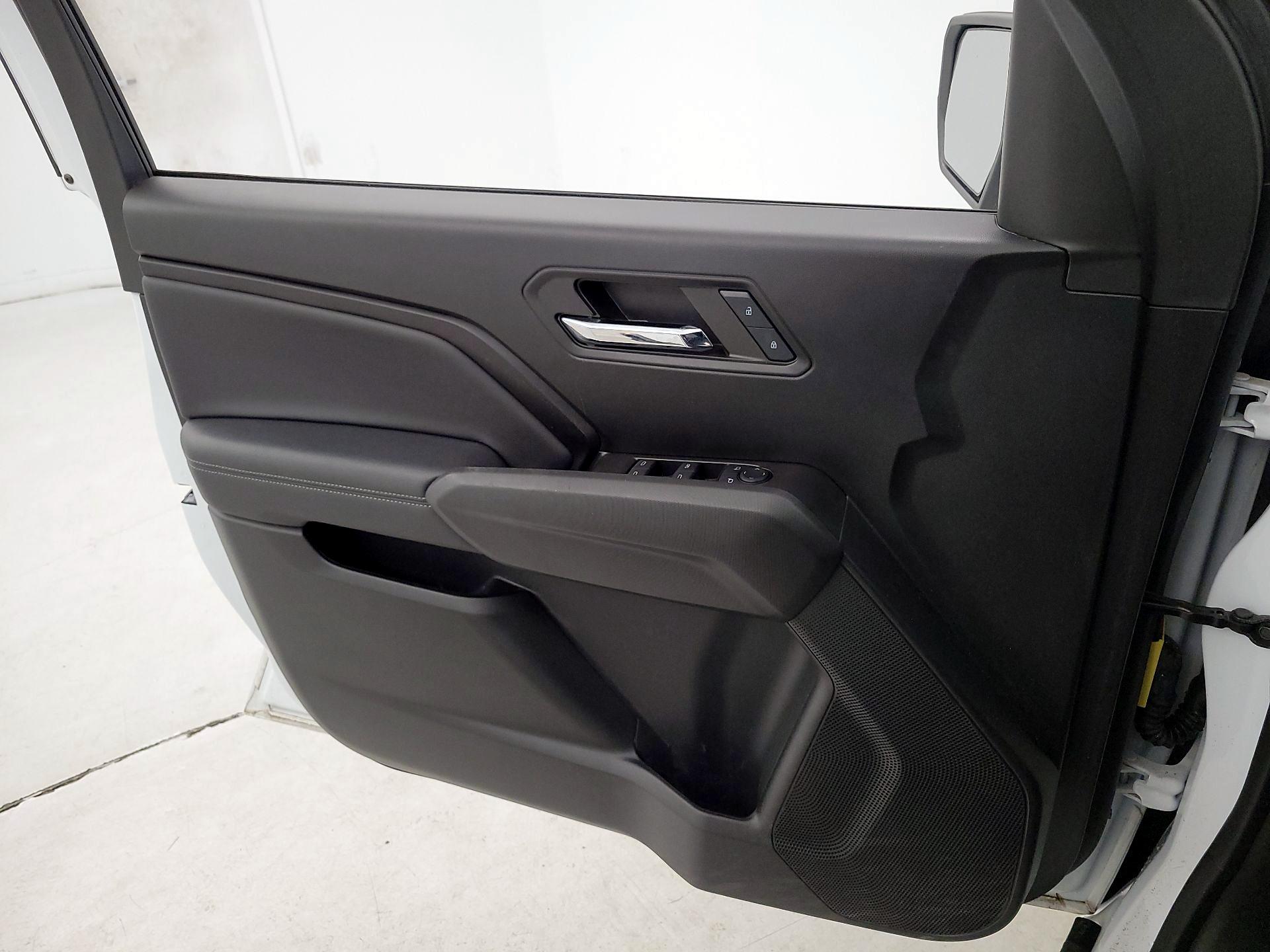 Thumbnail: 2024 GMC Canyon - 12