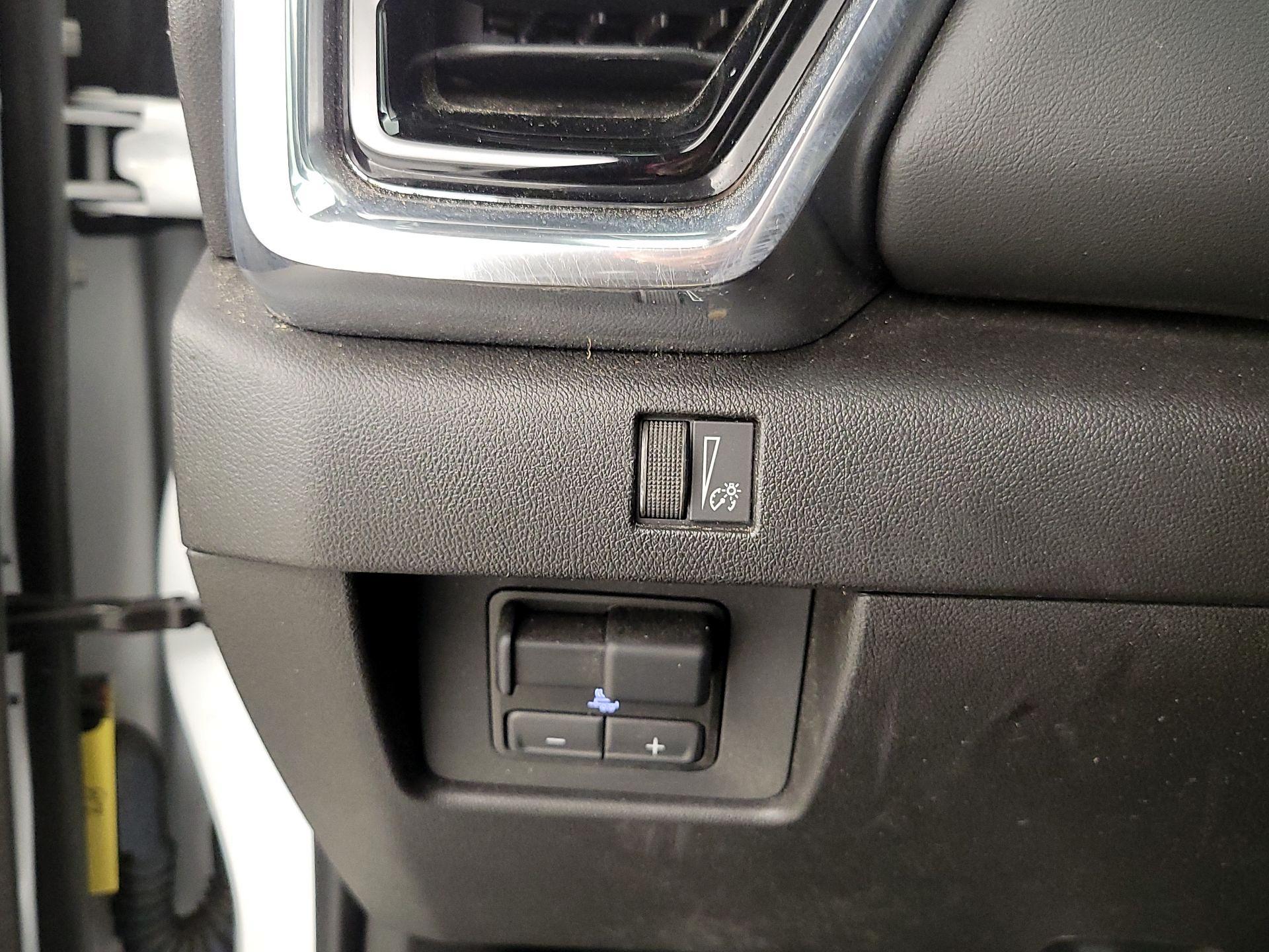 Thumbnail: 2023 GMC Canyon - 13