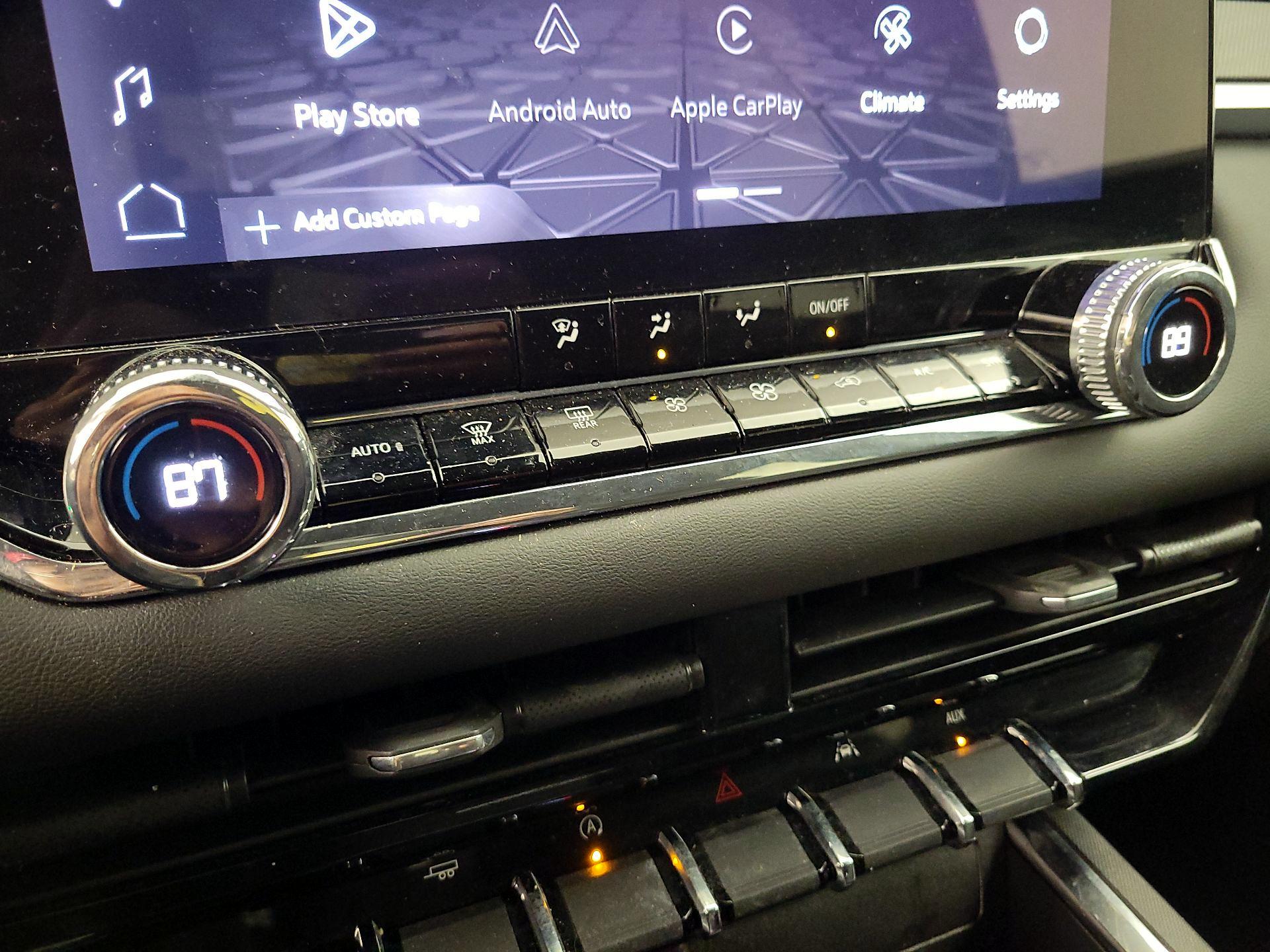 Thumbnail: 2023 GMC Canyon - 16