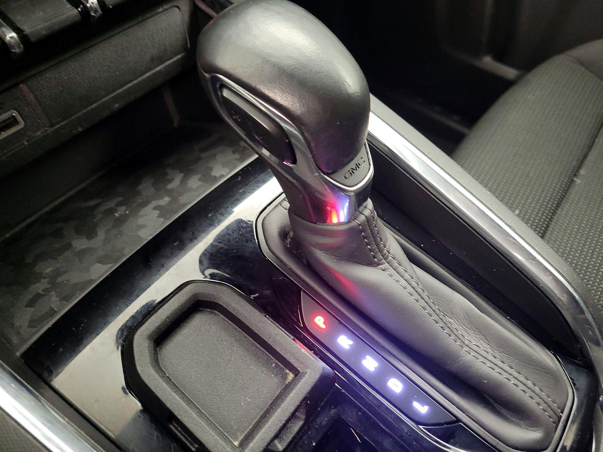 Thumbnail: 2023 GMC Canyon - 17