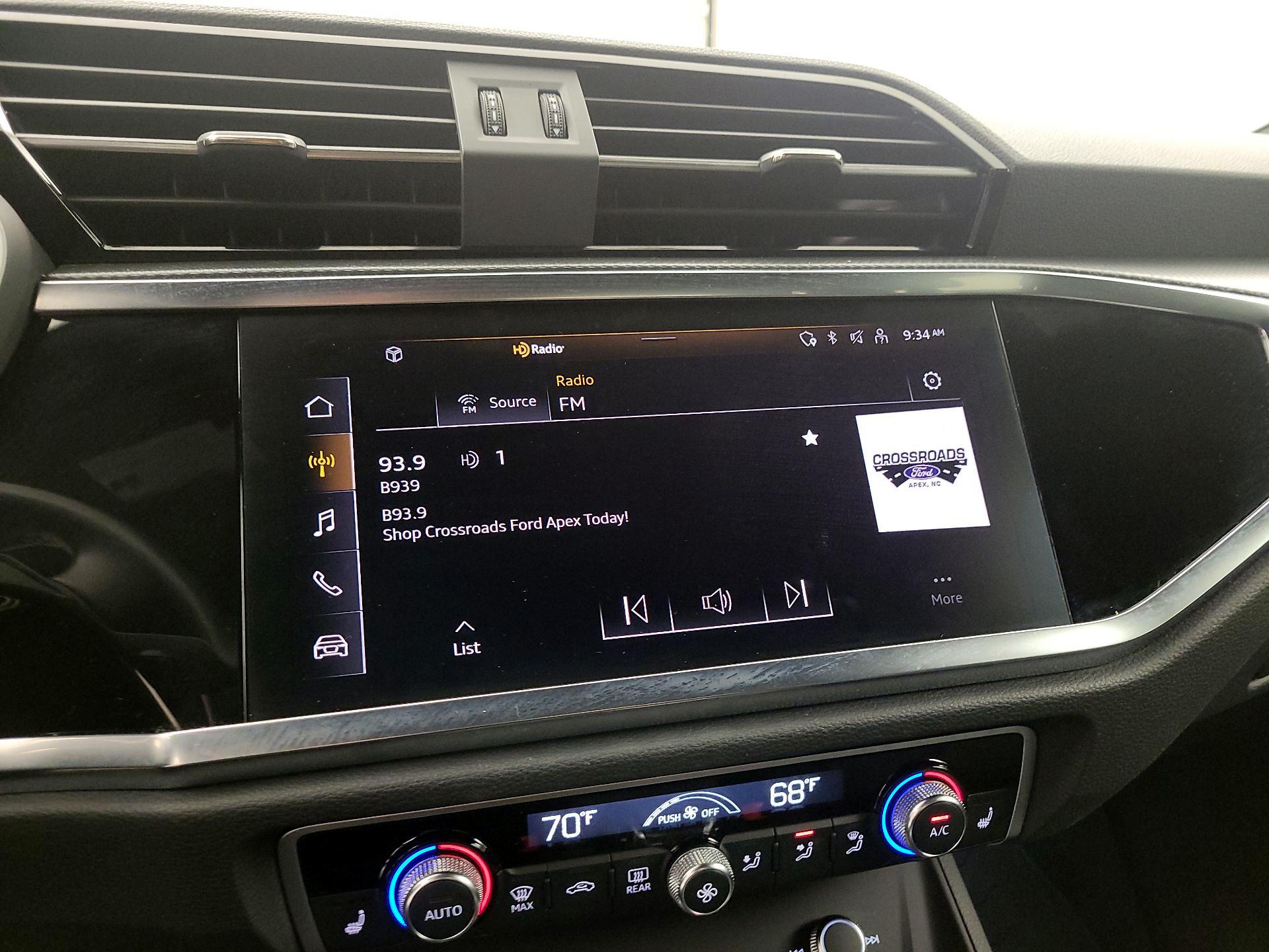 Thumbnail: 2024 Audi Q3 - 15