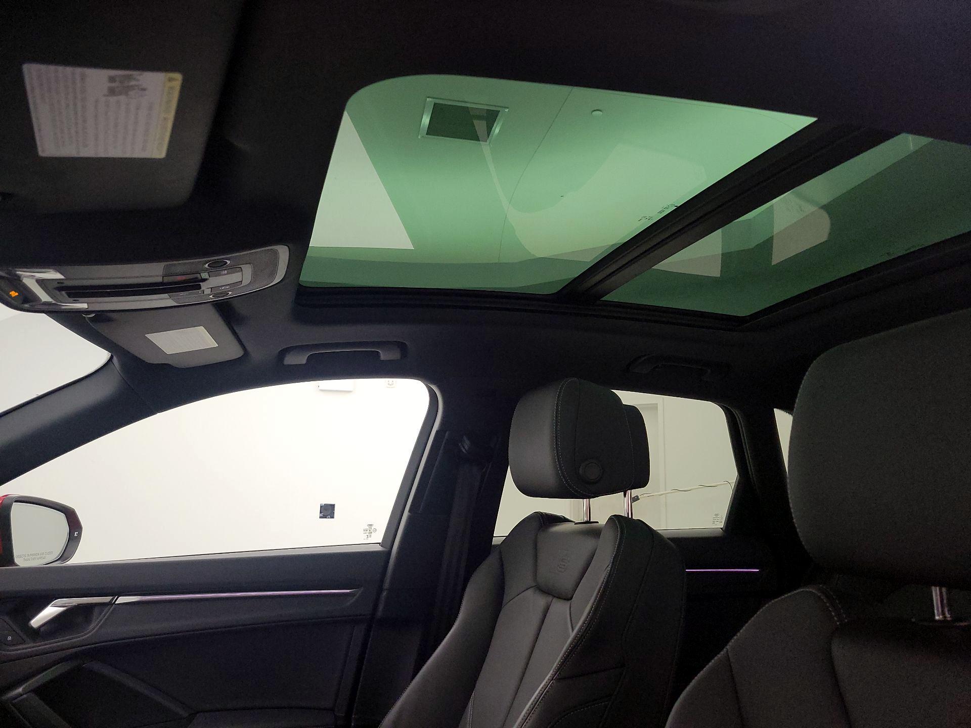 Thumbnail: 2024 Audi Q3 - 19