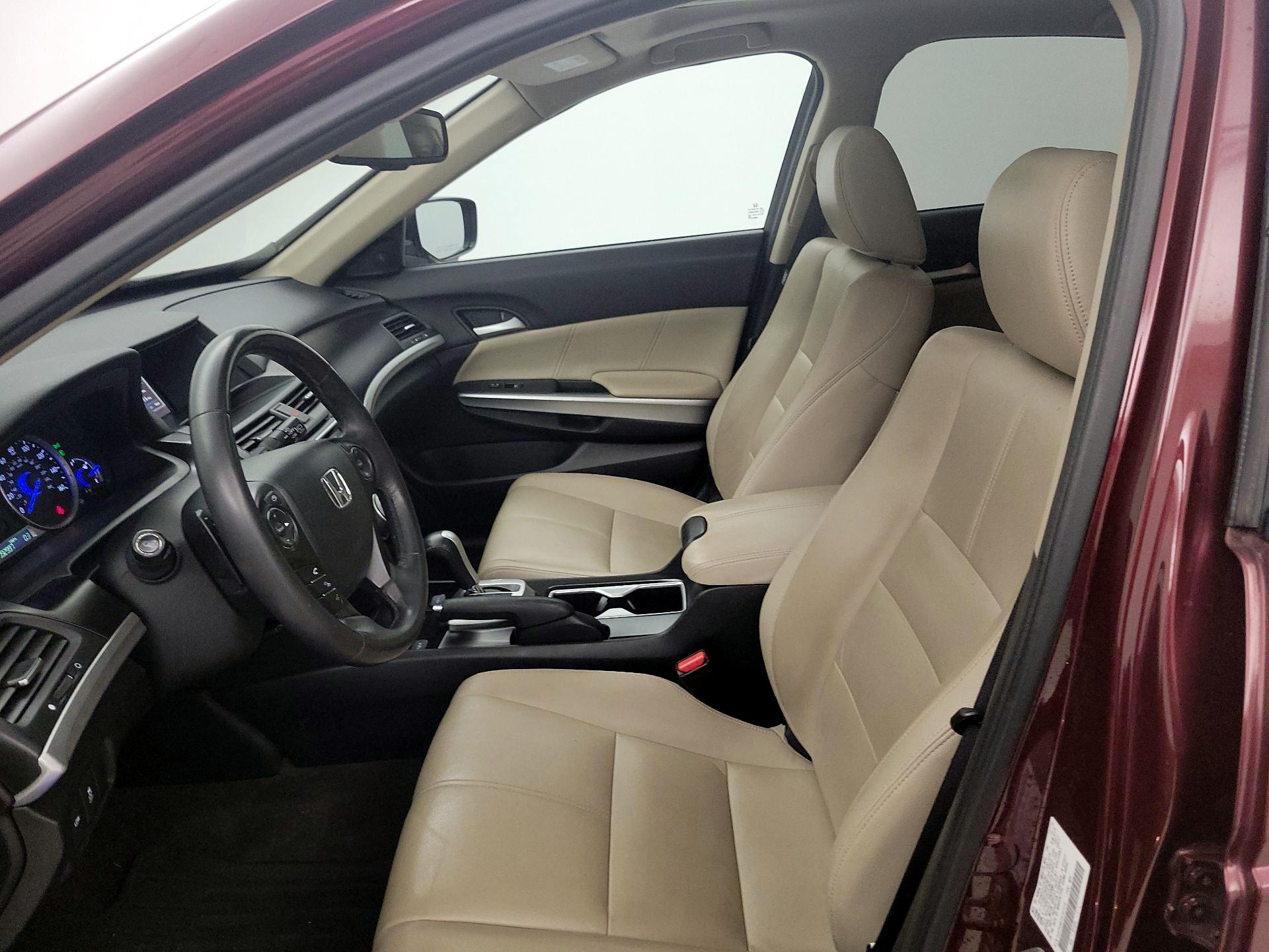 Thumbnail: 2015 Honda Accord Crosstour - 11