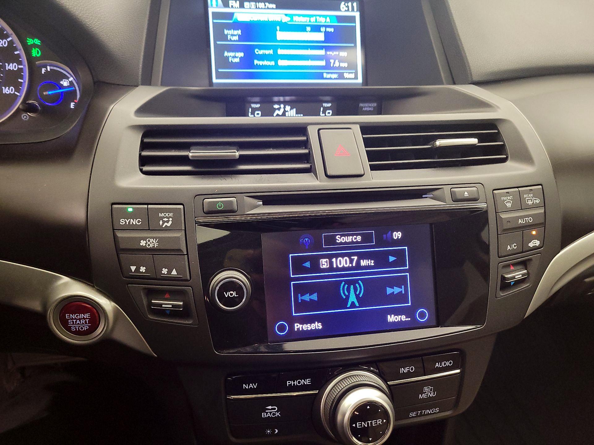 Thumbnail: 2015 Honda Accord Crosstour - 16