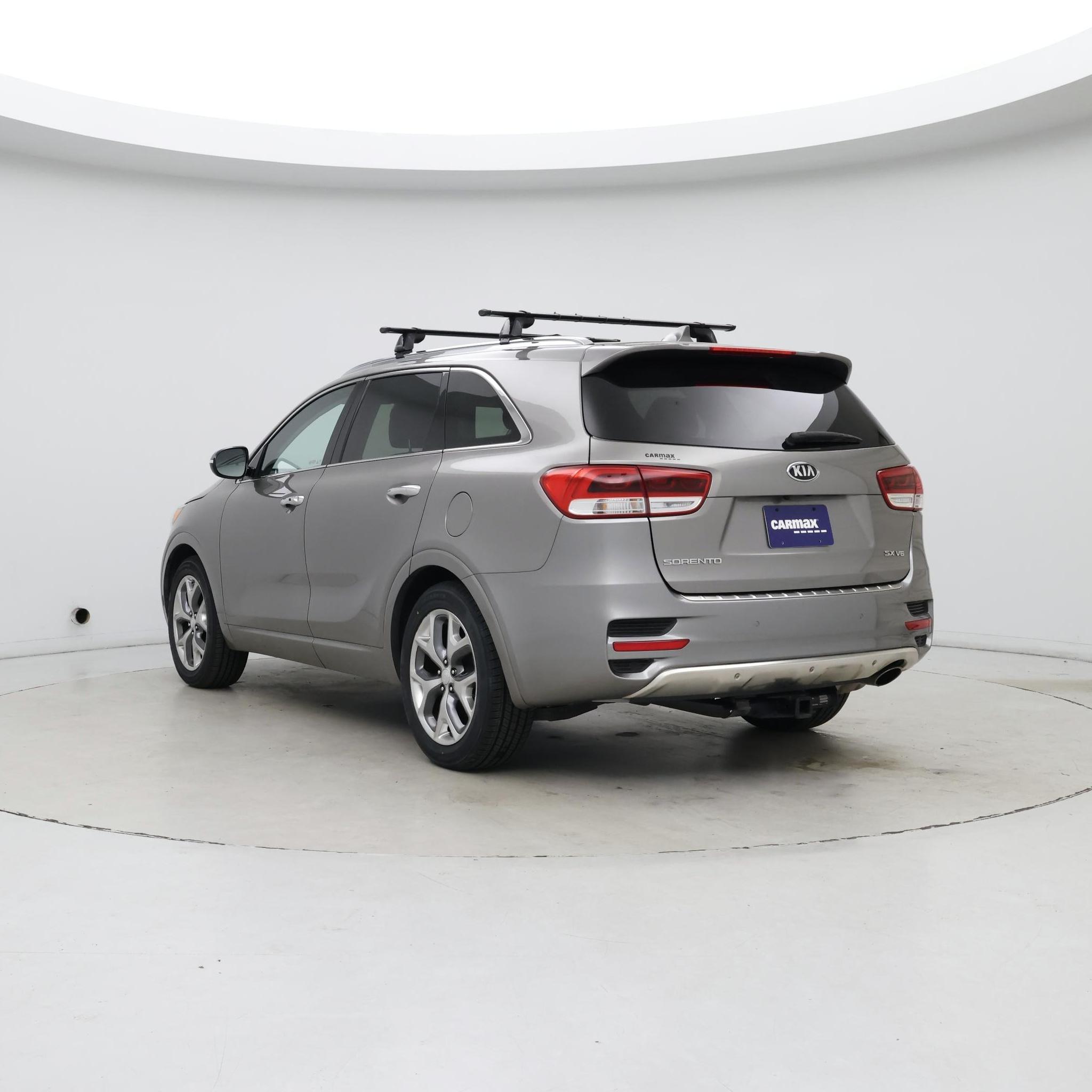 Thumbnail: 2017 Kia Sorento - 2