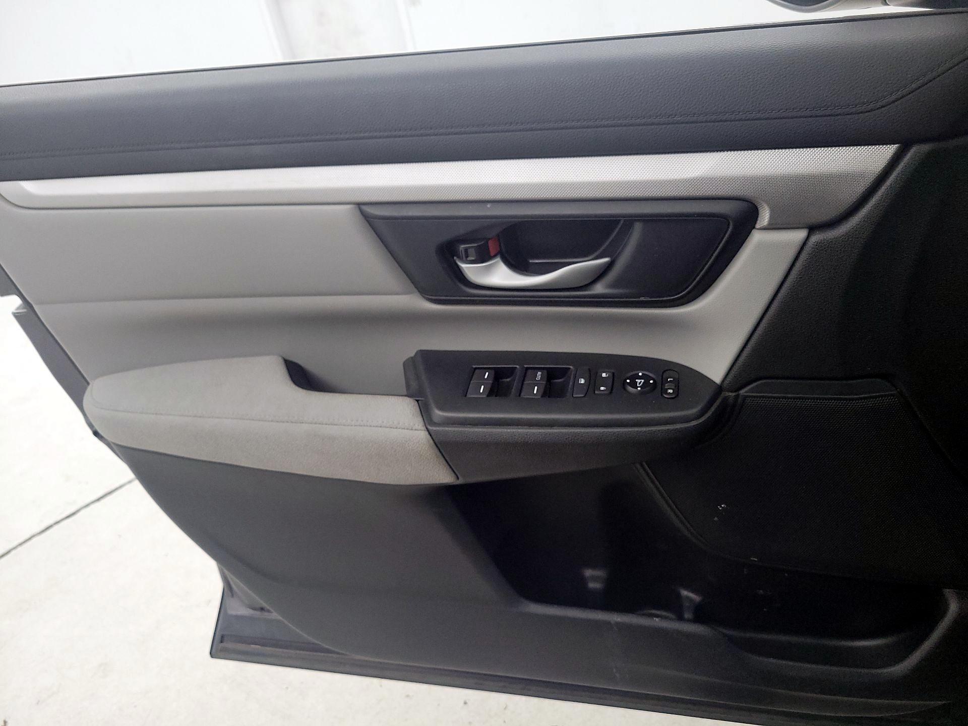 Thumbnail: 2017 Honda CR-V - 12