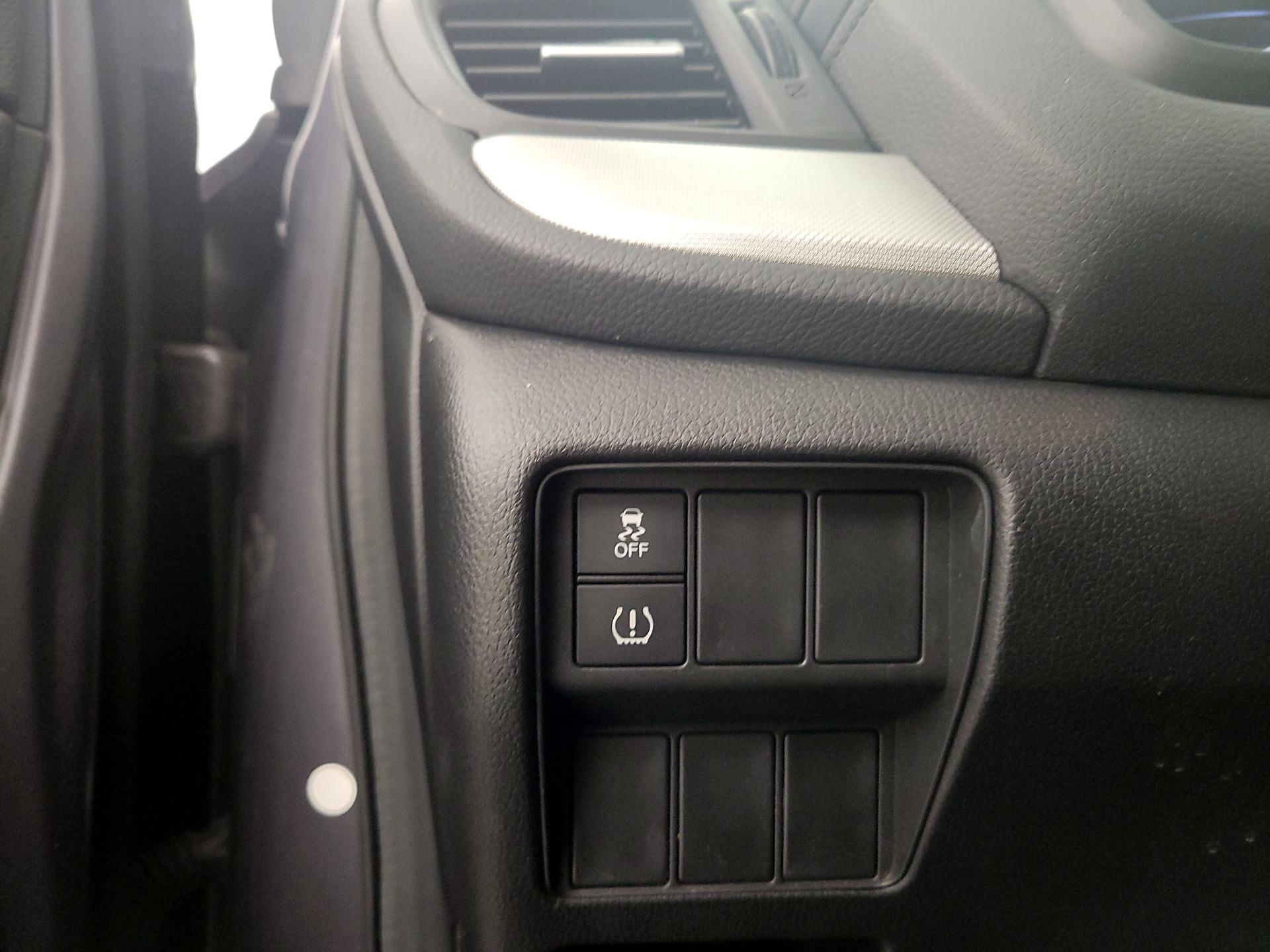 Thumbnail: 2017 Honda CR-V - 13