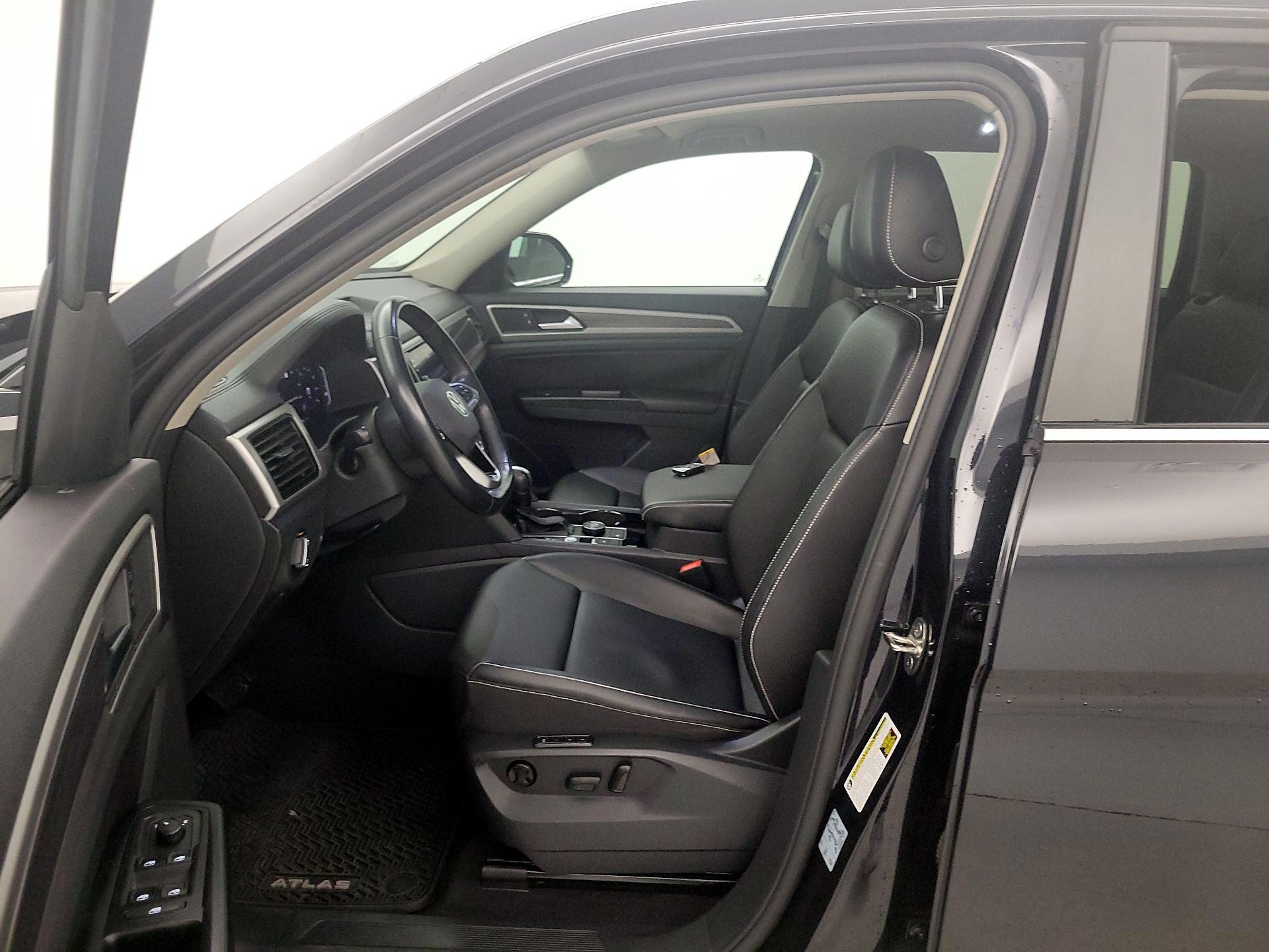 Thumbnail: 2021 Volkswagen Atlas - 11