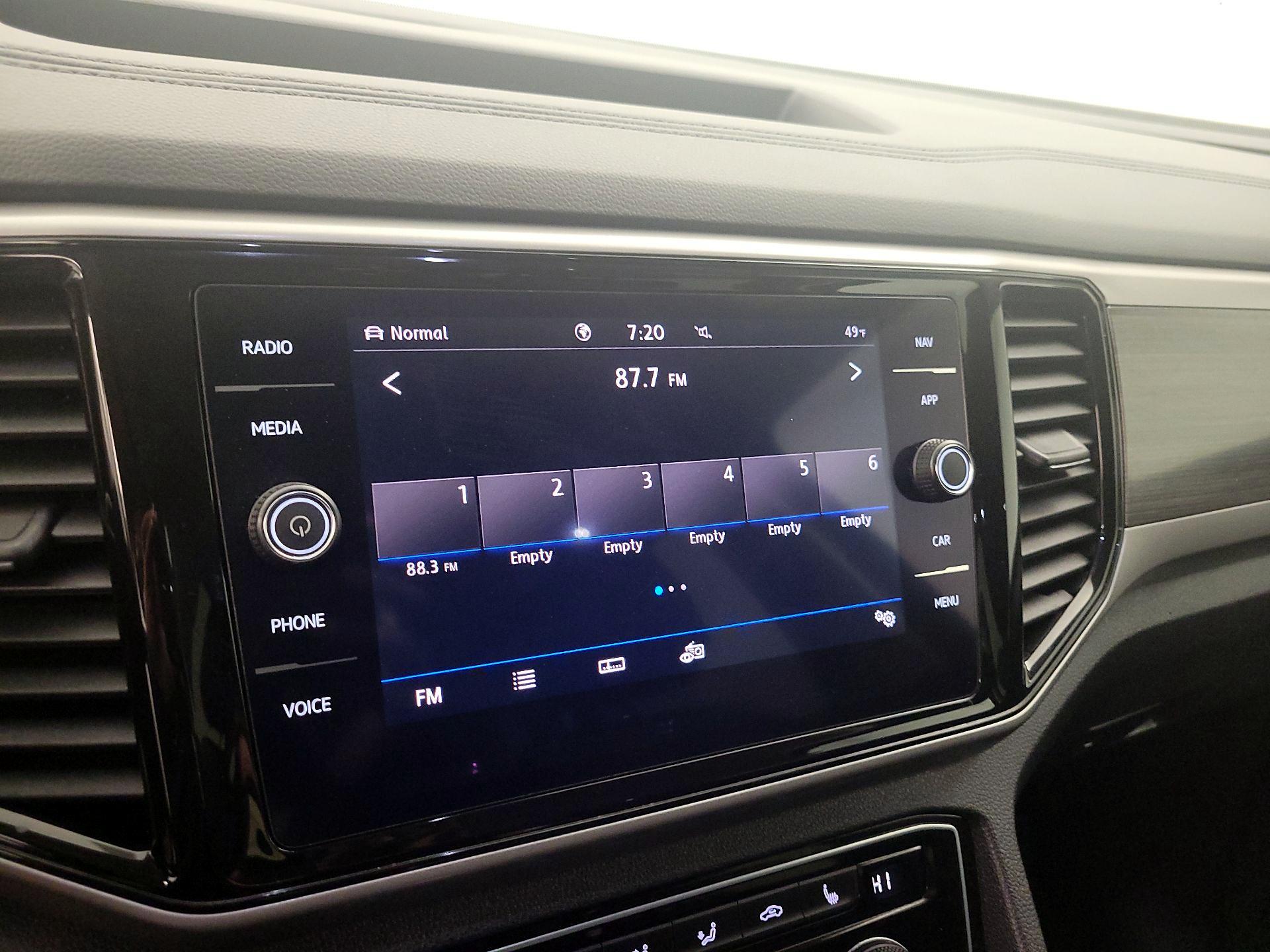 Thumbnail: 2021 Volkswagen Atlas - 13