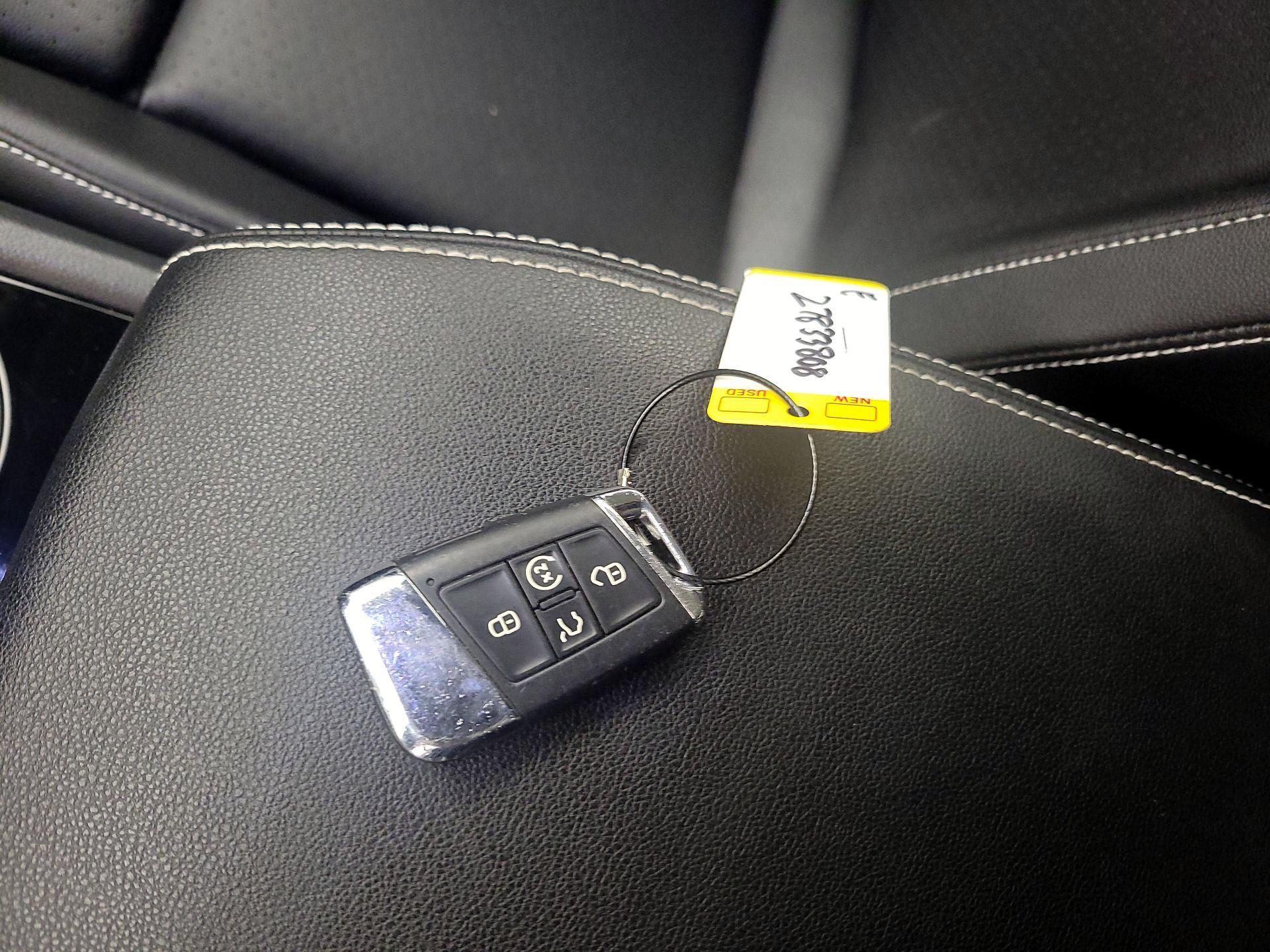 Thumbnail: 2021 Volkswagen Atlas - 20