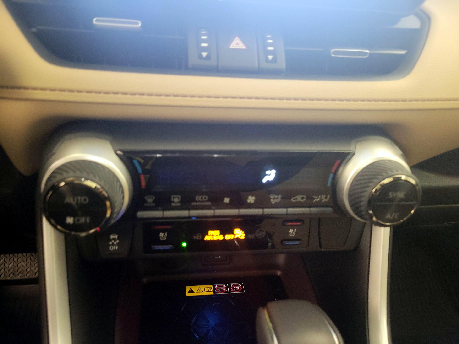 Thumbnail: 2024 Toyota RAV4 - 16