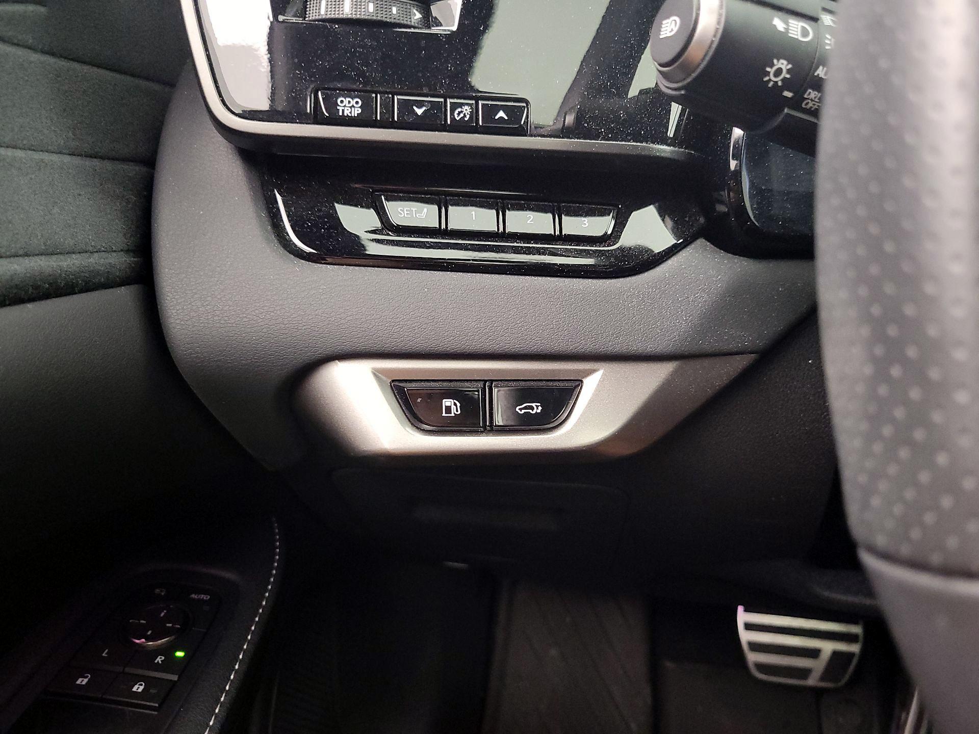 Thumbnail: 2024 Lexus RX - 13