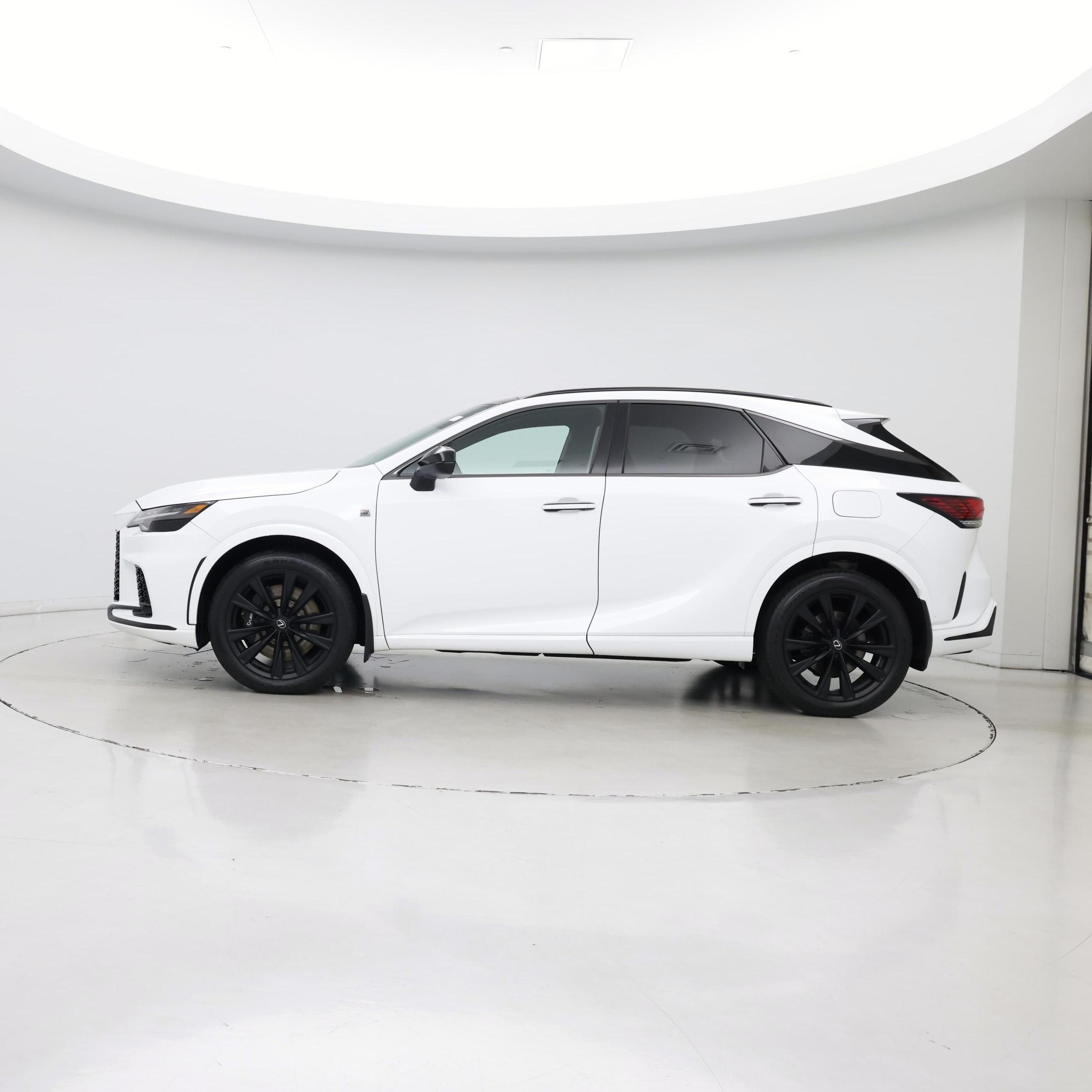 Thumbnail: 2024 Lexus RX - 3