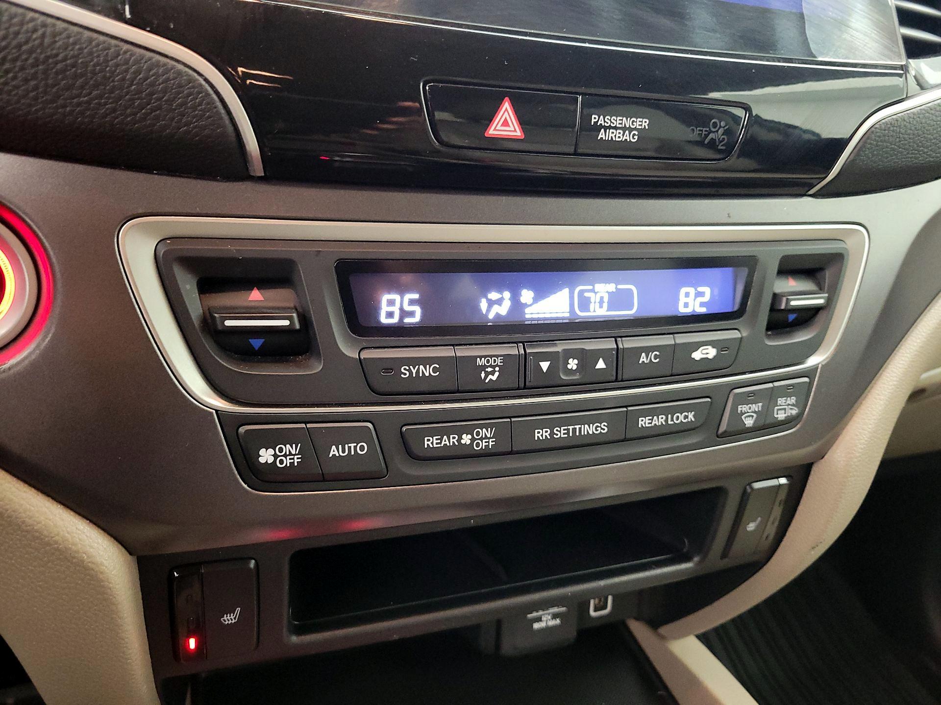 Thumbnail: 2021 Honda Pilot - 16