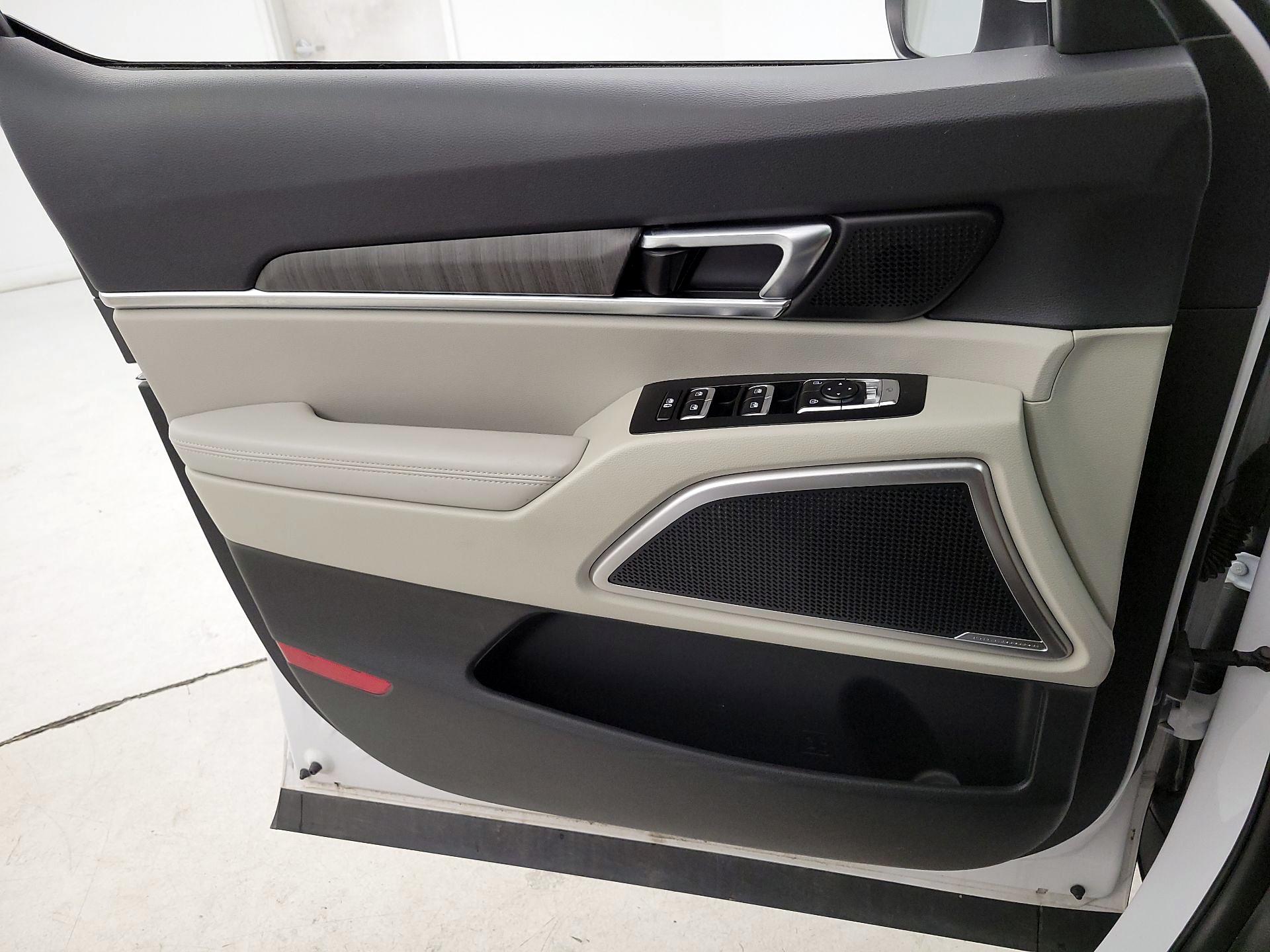 Thumbnail: 2024 Kia Telluride - 12