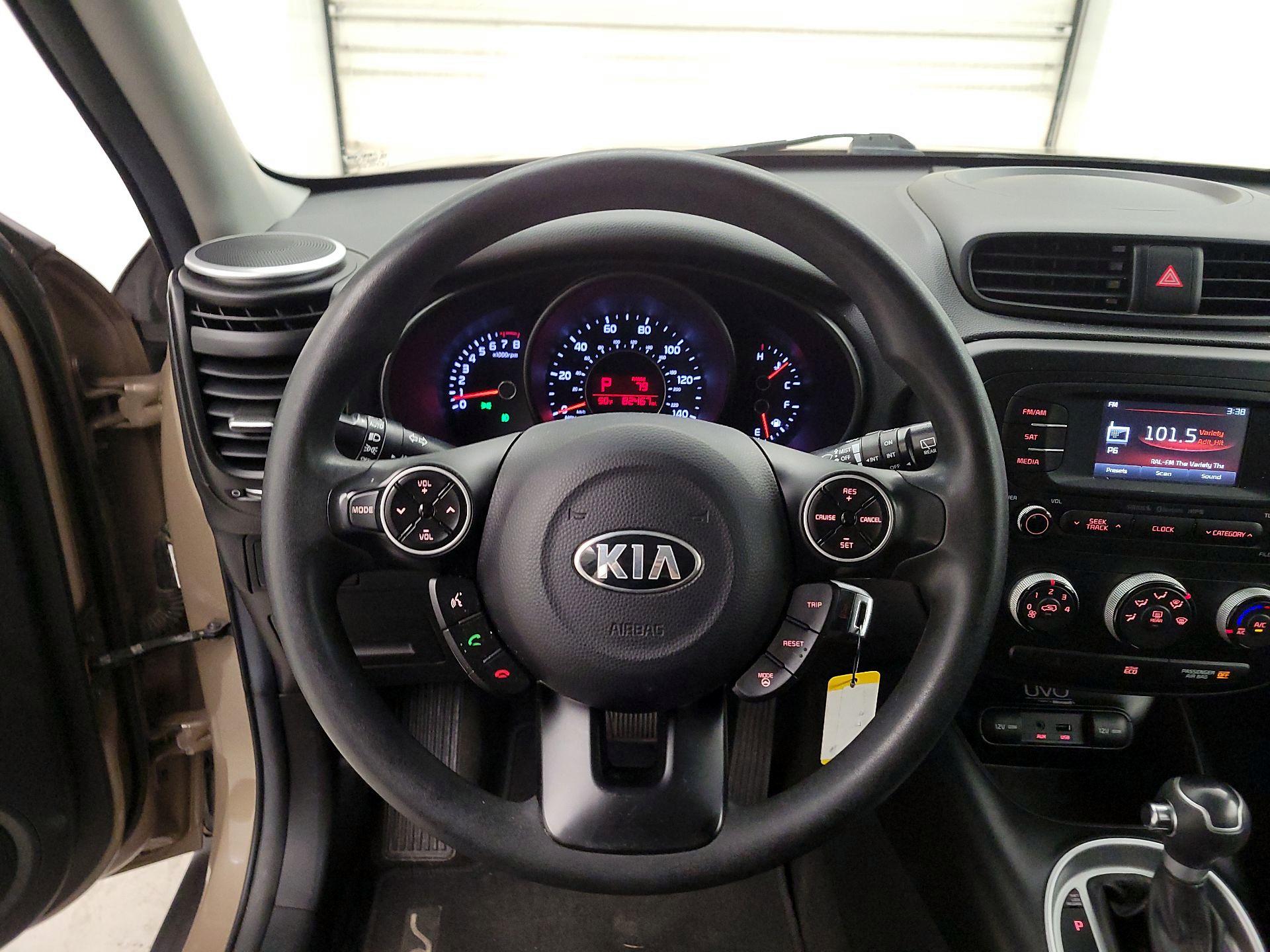 Thumbnail: 2015 Kia Soul - 10