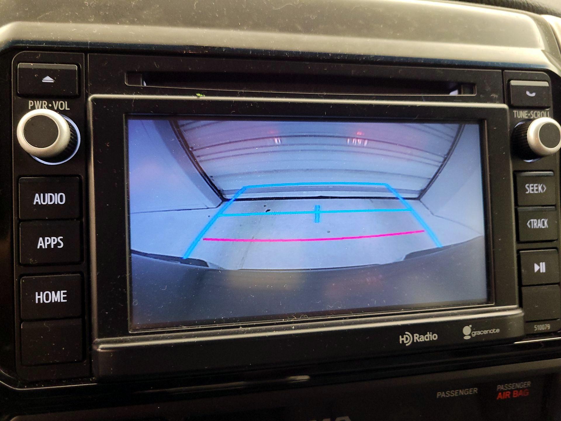 Thumbnail: 2015 Toyota Tacoma - 14