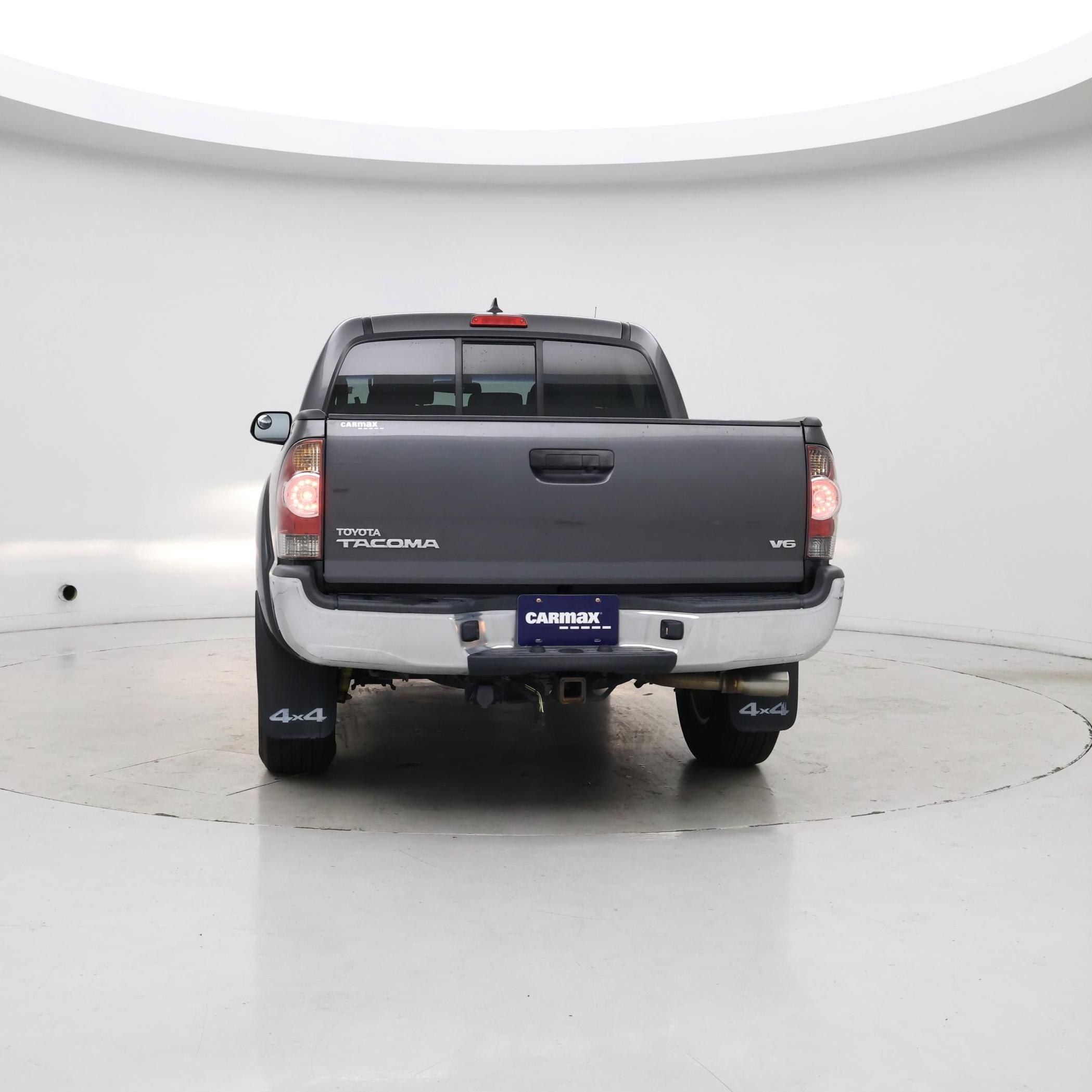 Thumbnail: 2015 Toyota Tacoma - 6