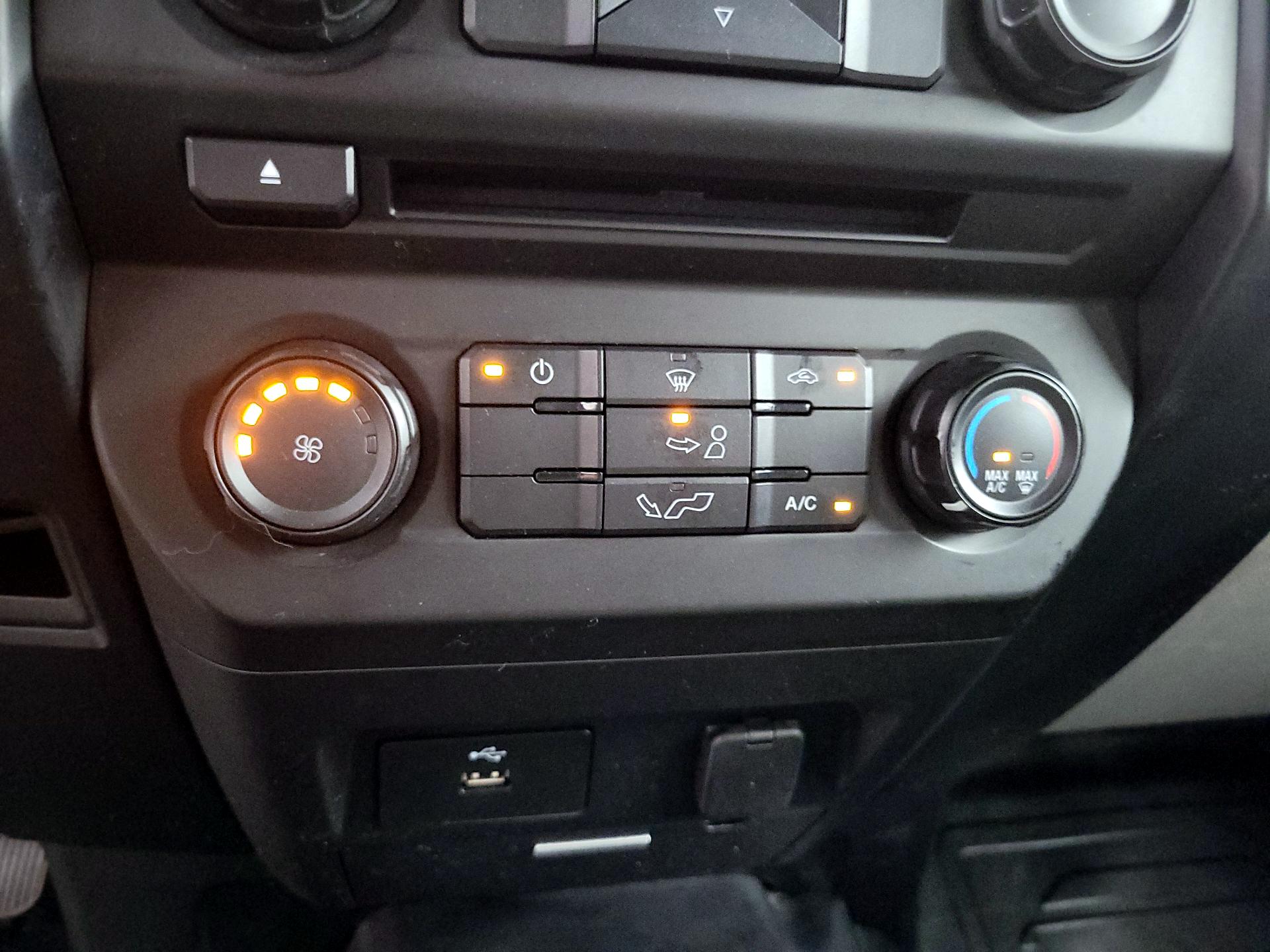 Thumbnail: 2016 Ford F-150 - 15