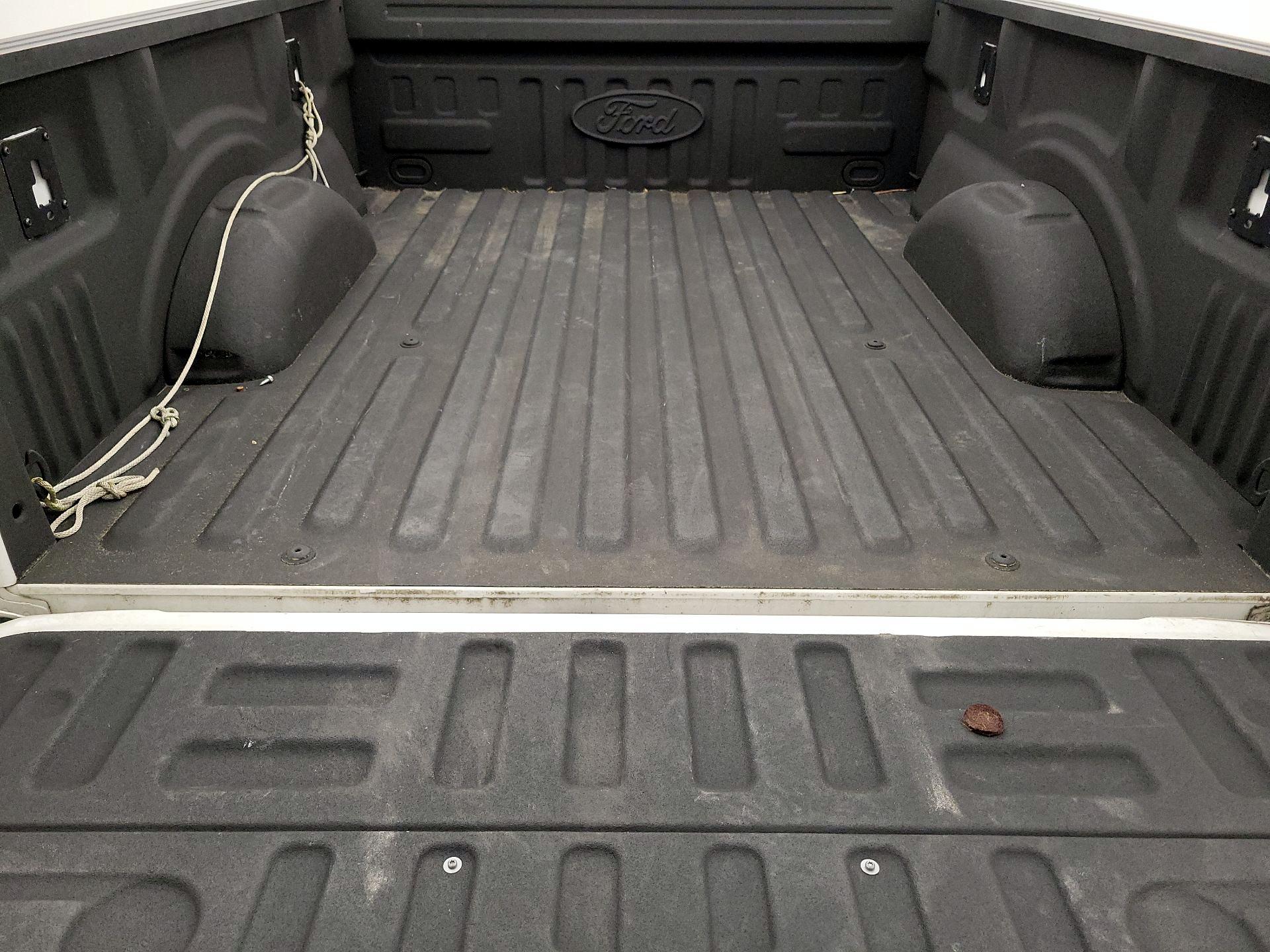 Thumbnail: 2016 Ford F-150 - 19