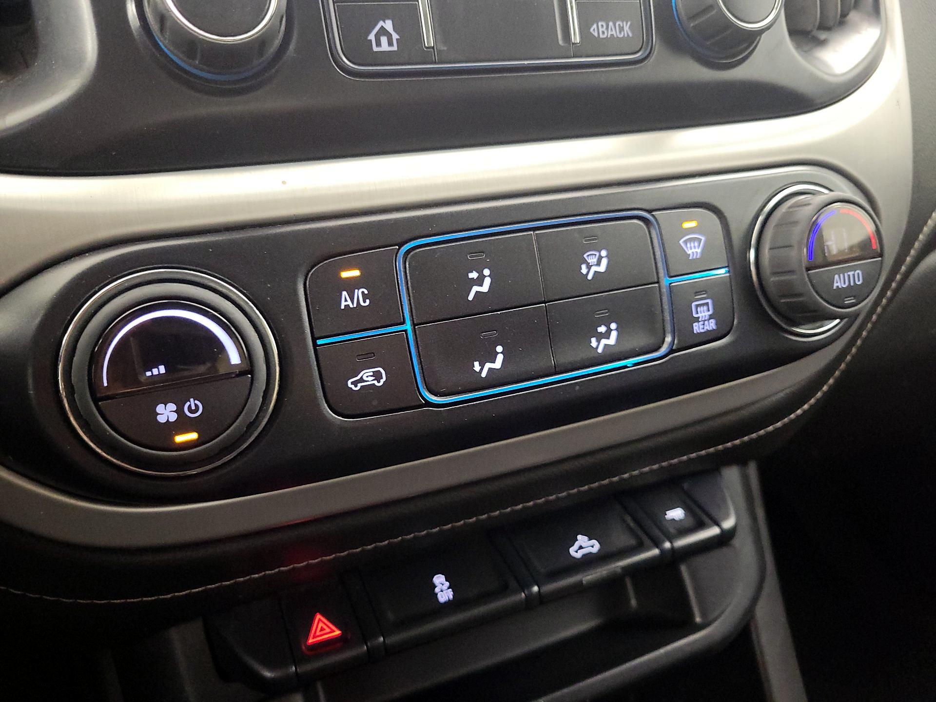 Thumbnail: 2022 GMC Canyon - 16