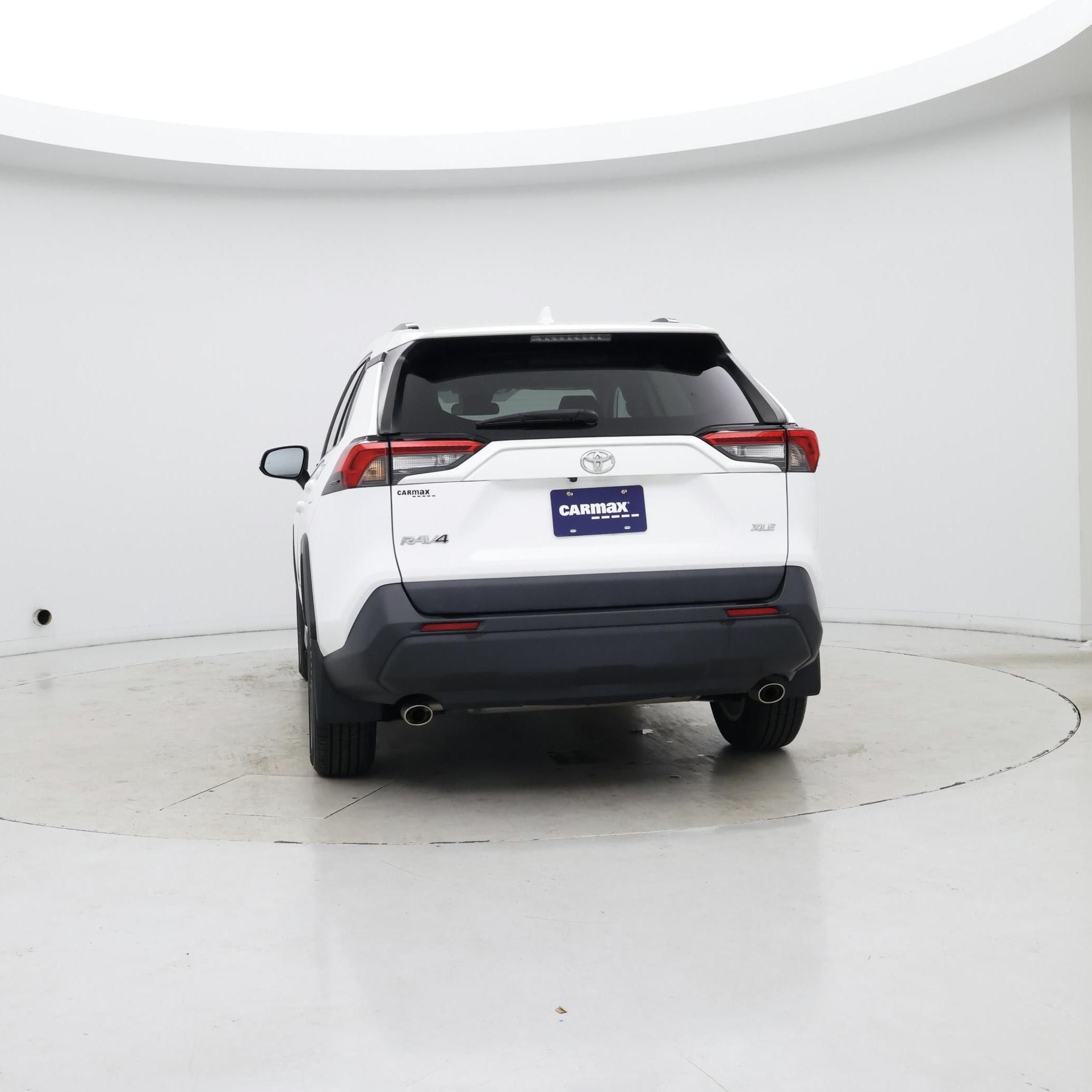 Thumbnail: 2023 Toyota RAV4 - 6