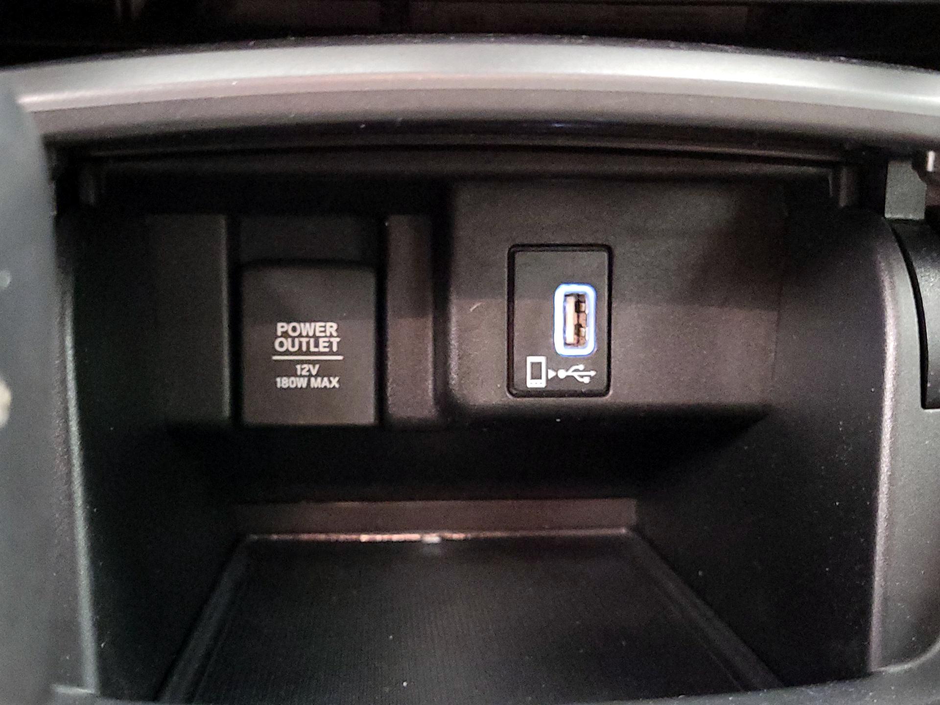 Thumbnail: 2018 Honda Accord - 18