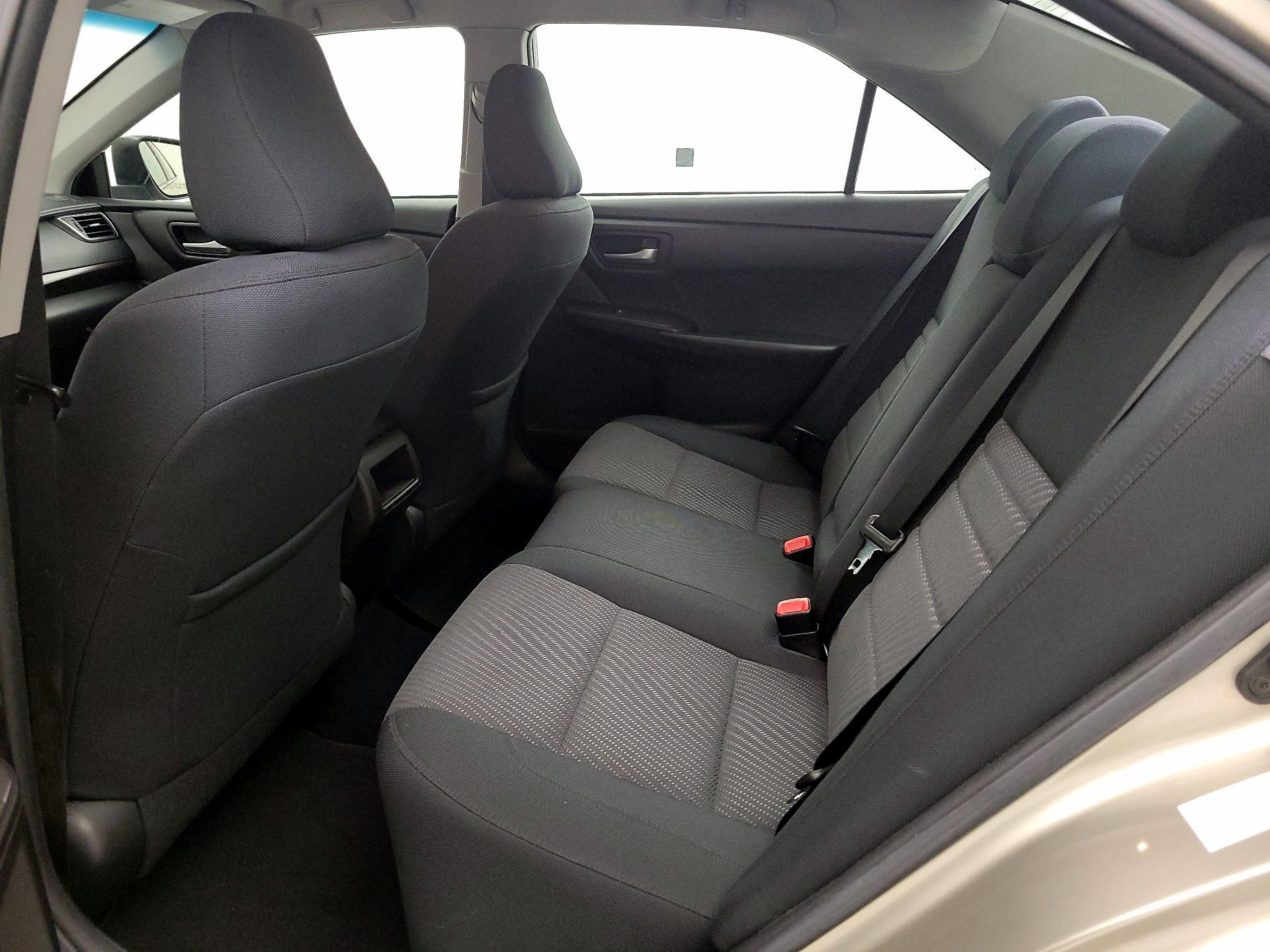 Thumbnail: 2017 Toyota Camry - 19