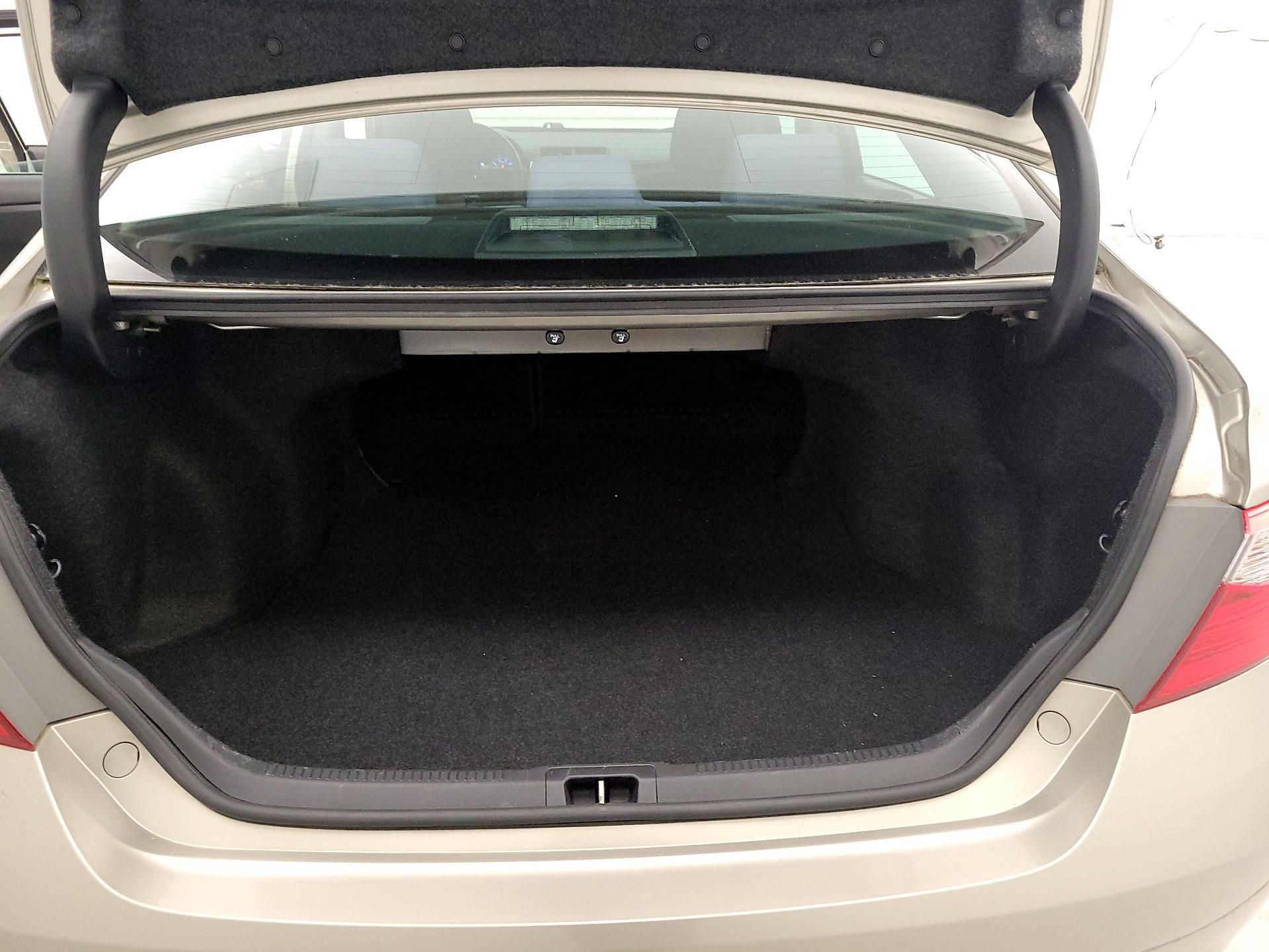 Thumbnail: 2017 Toyota Camry - 20