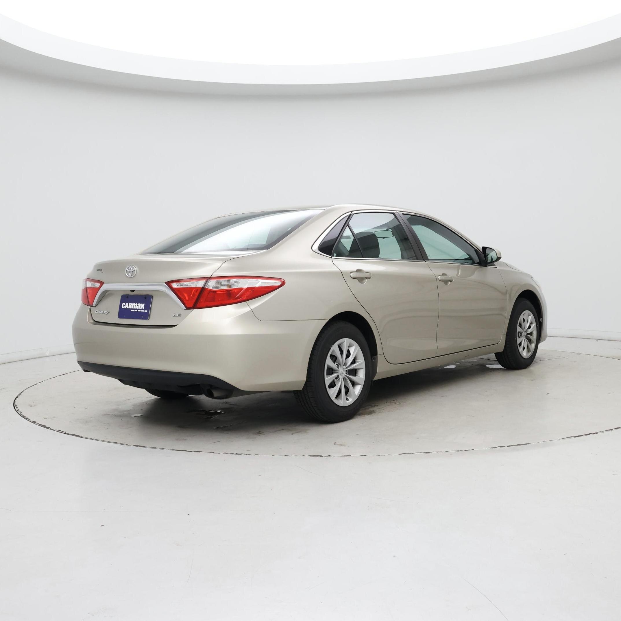 Thumbnail: 2017 Toyota Camry - 8