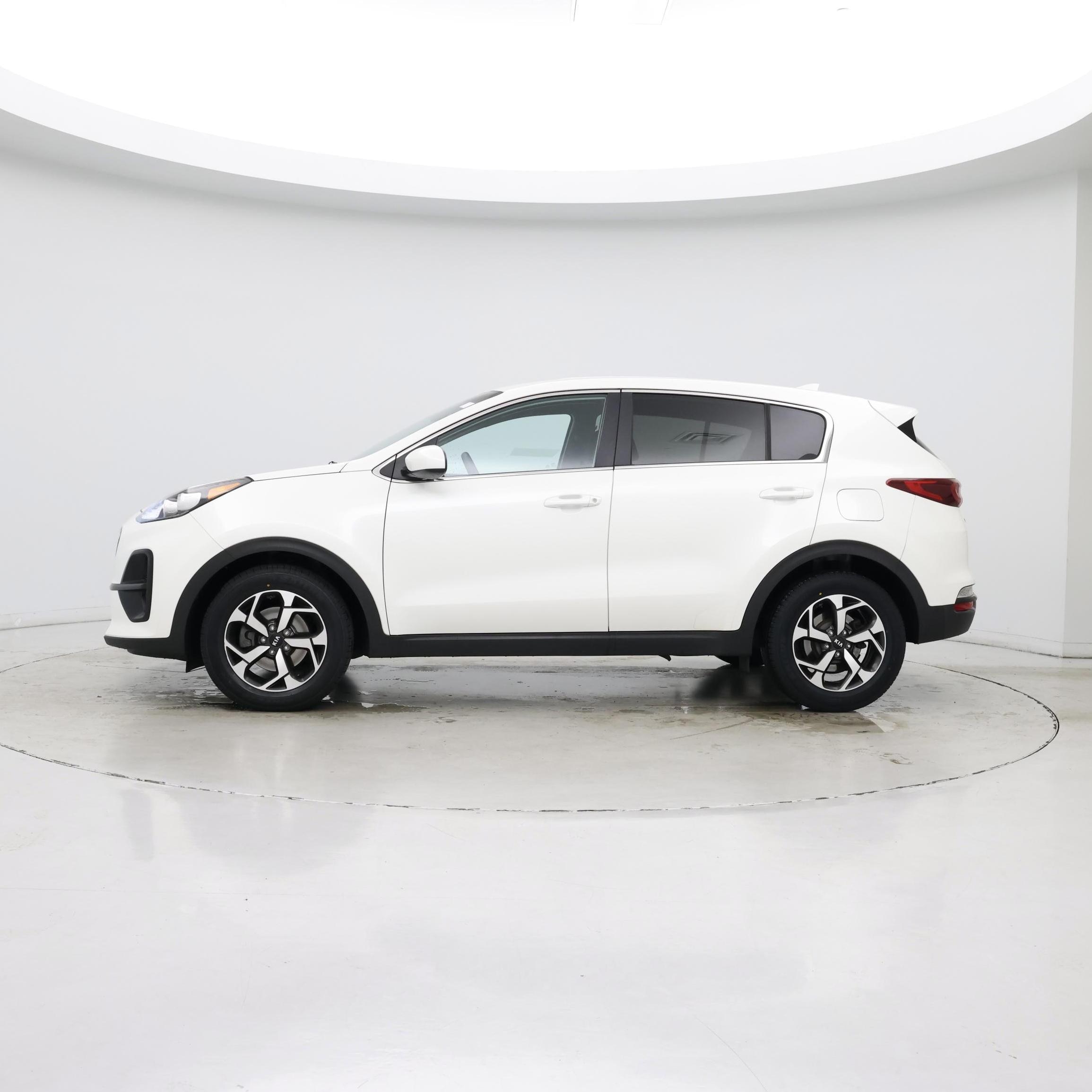Thumbnail: 2021 Kia Sportage - 3