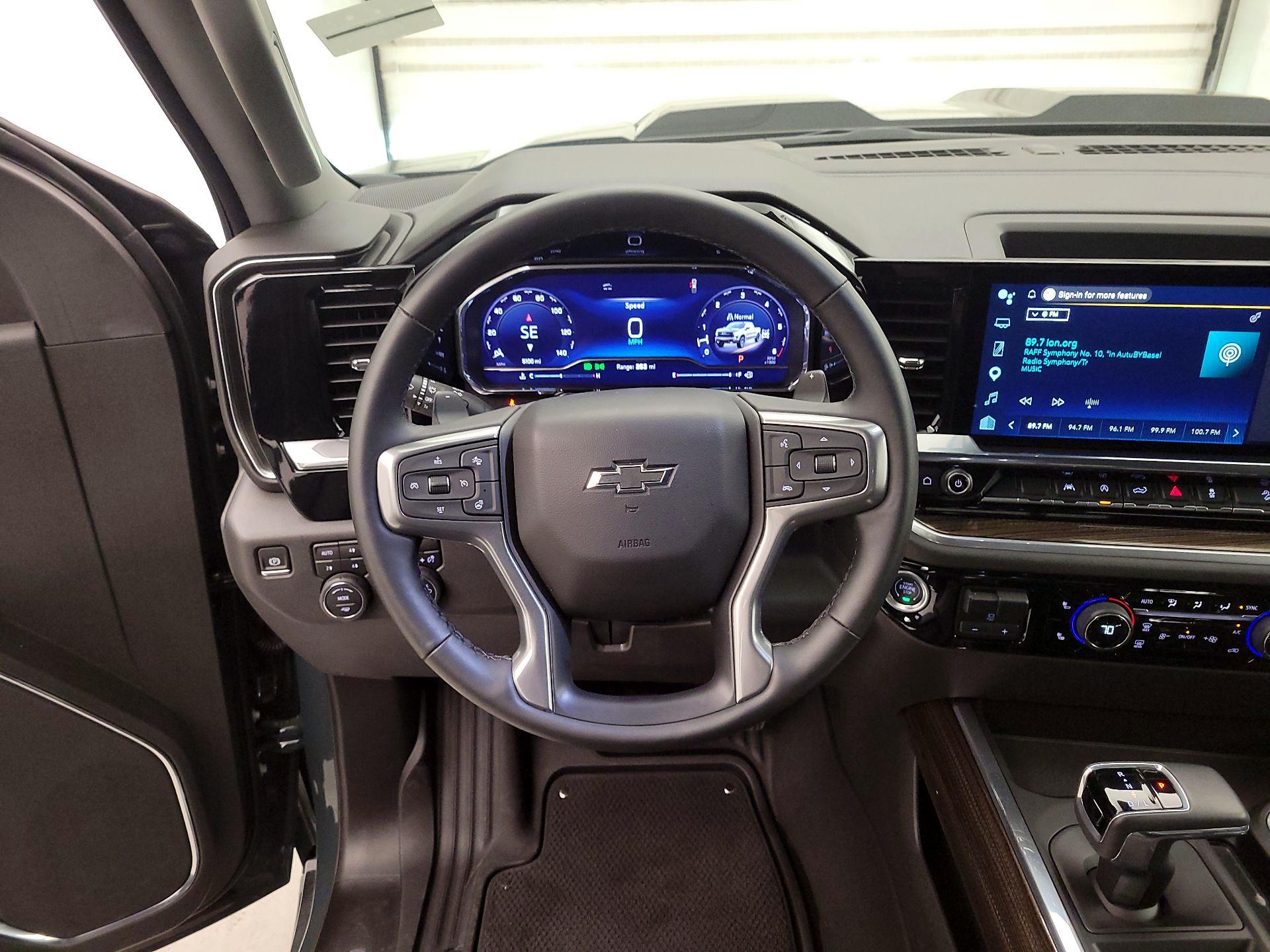 Thumbnail: 2025 Chevrolet Silverado 1500 - 10