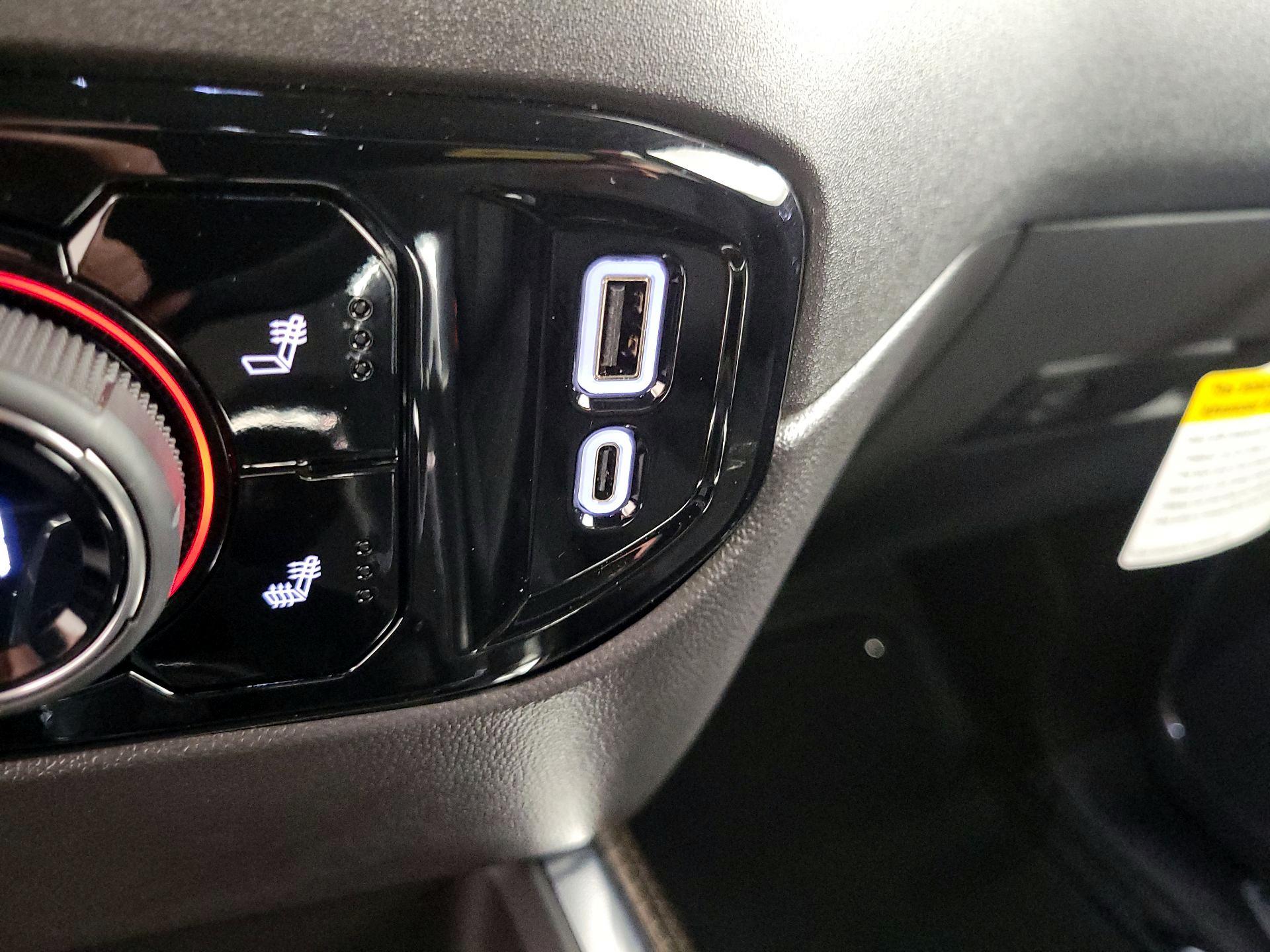 Thumbnail: 2025 Chevrolet Silverado 1500 - 18