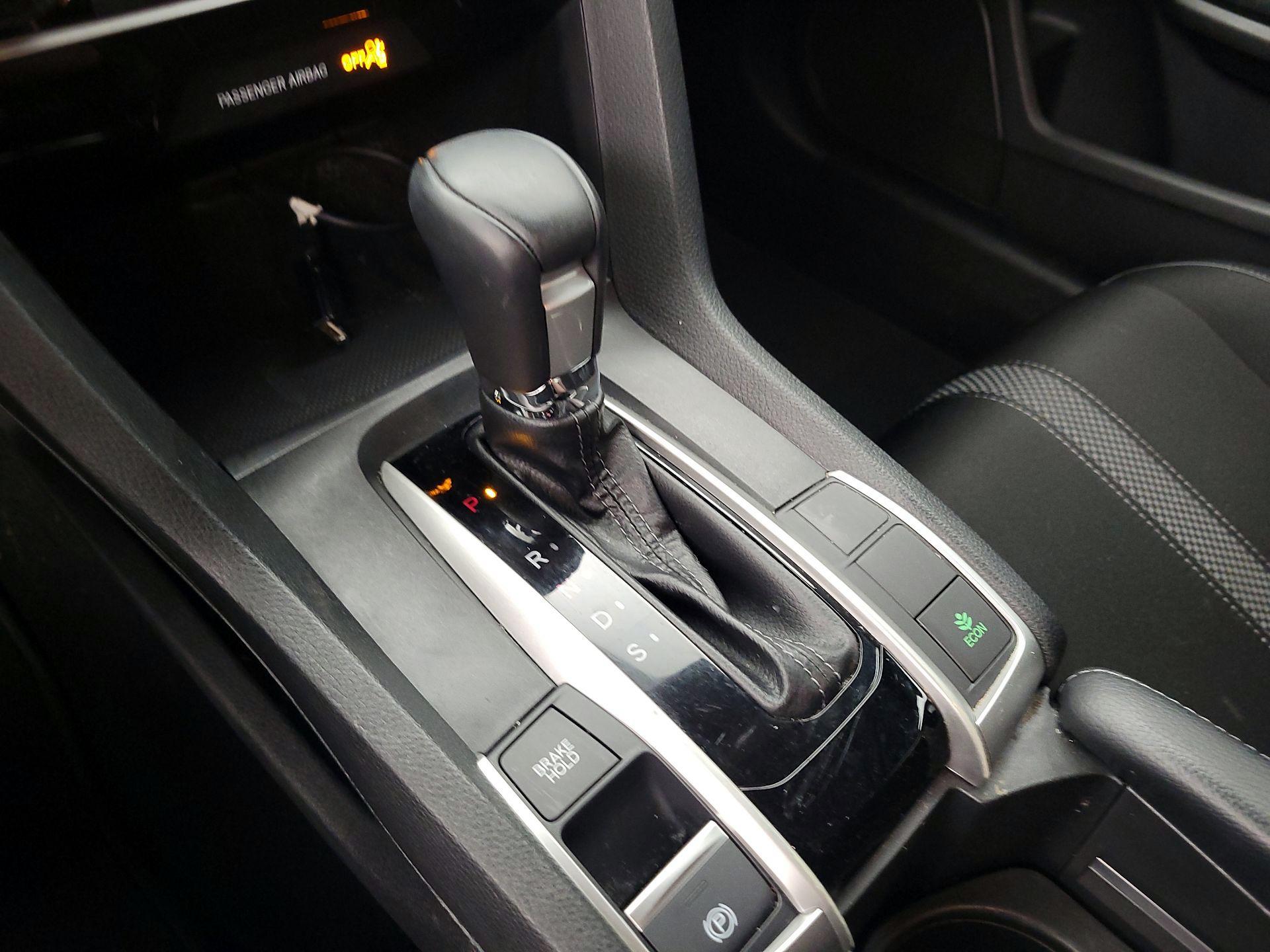 Thumbnail: 2019 Honda Civic - 17