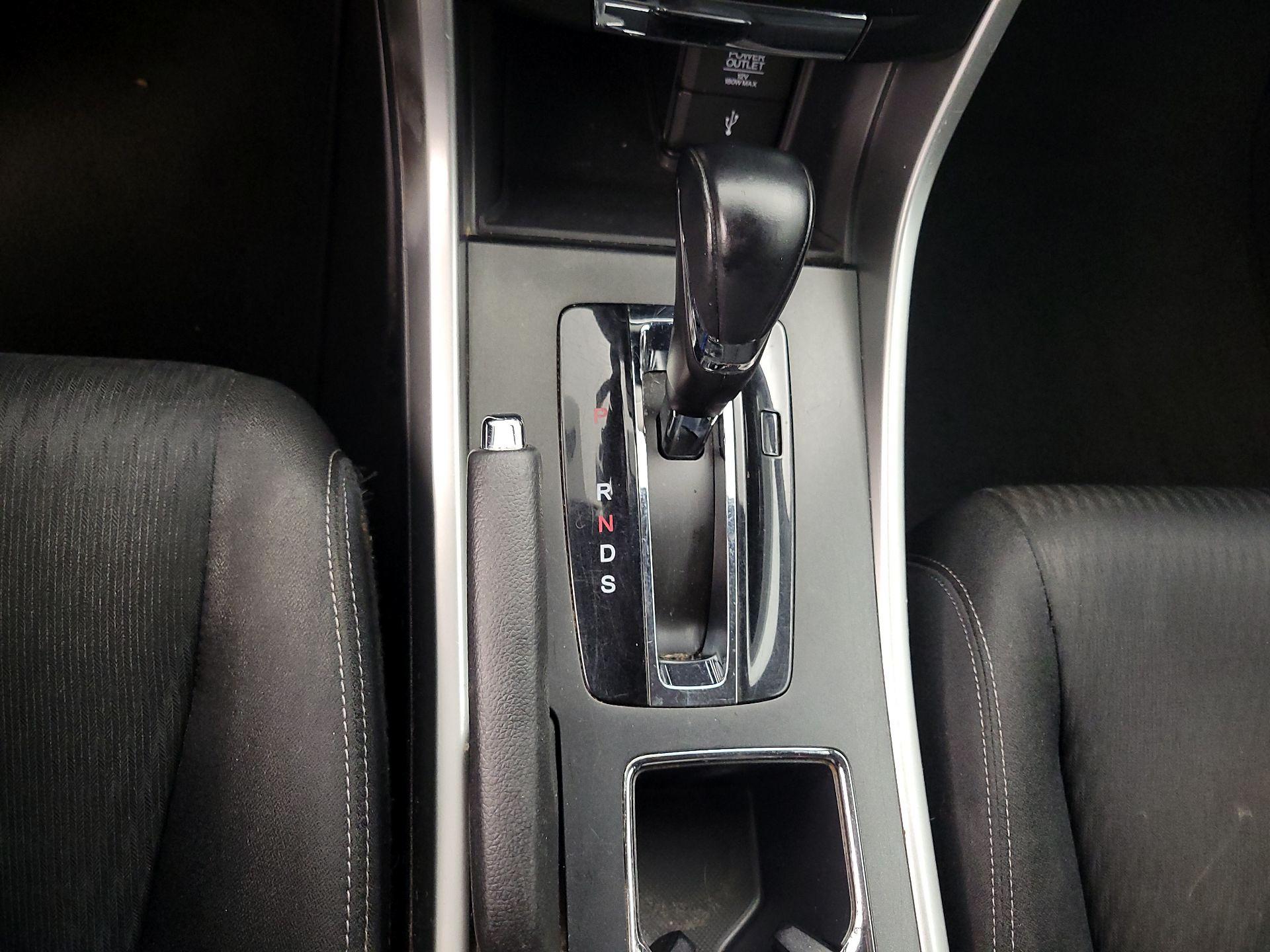 Thumbnail: 2014 Honda Accord - 17