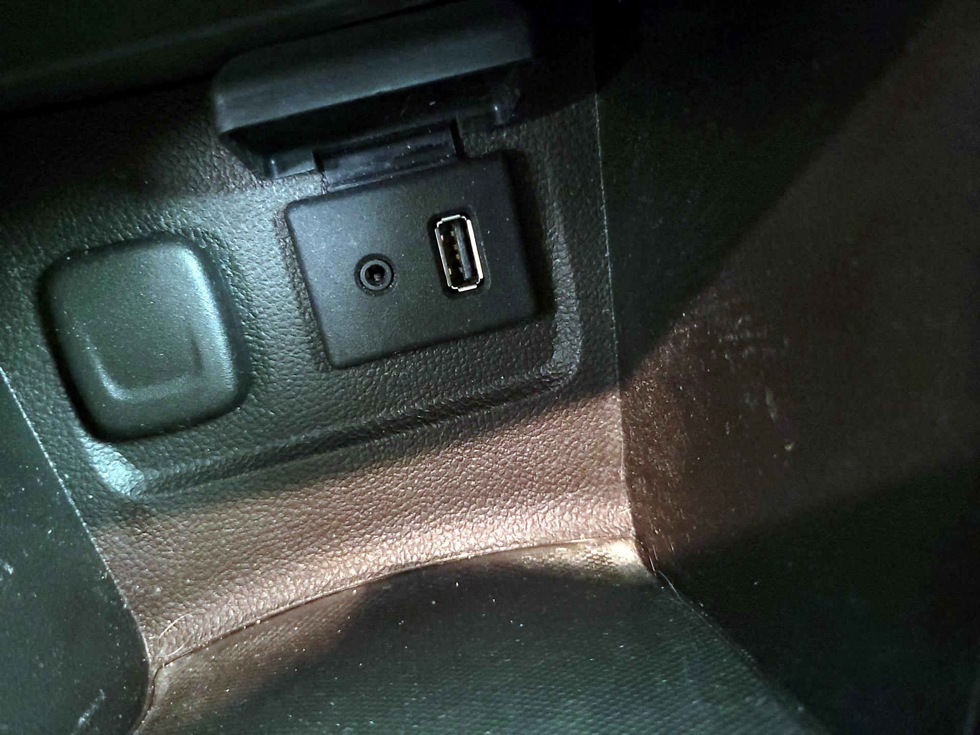 Thumbnail: 2016 Buick Encore - 18