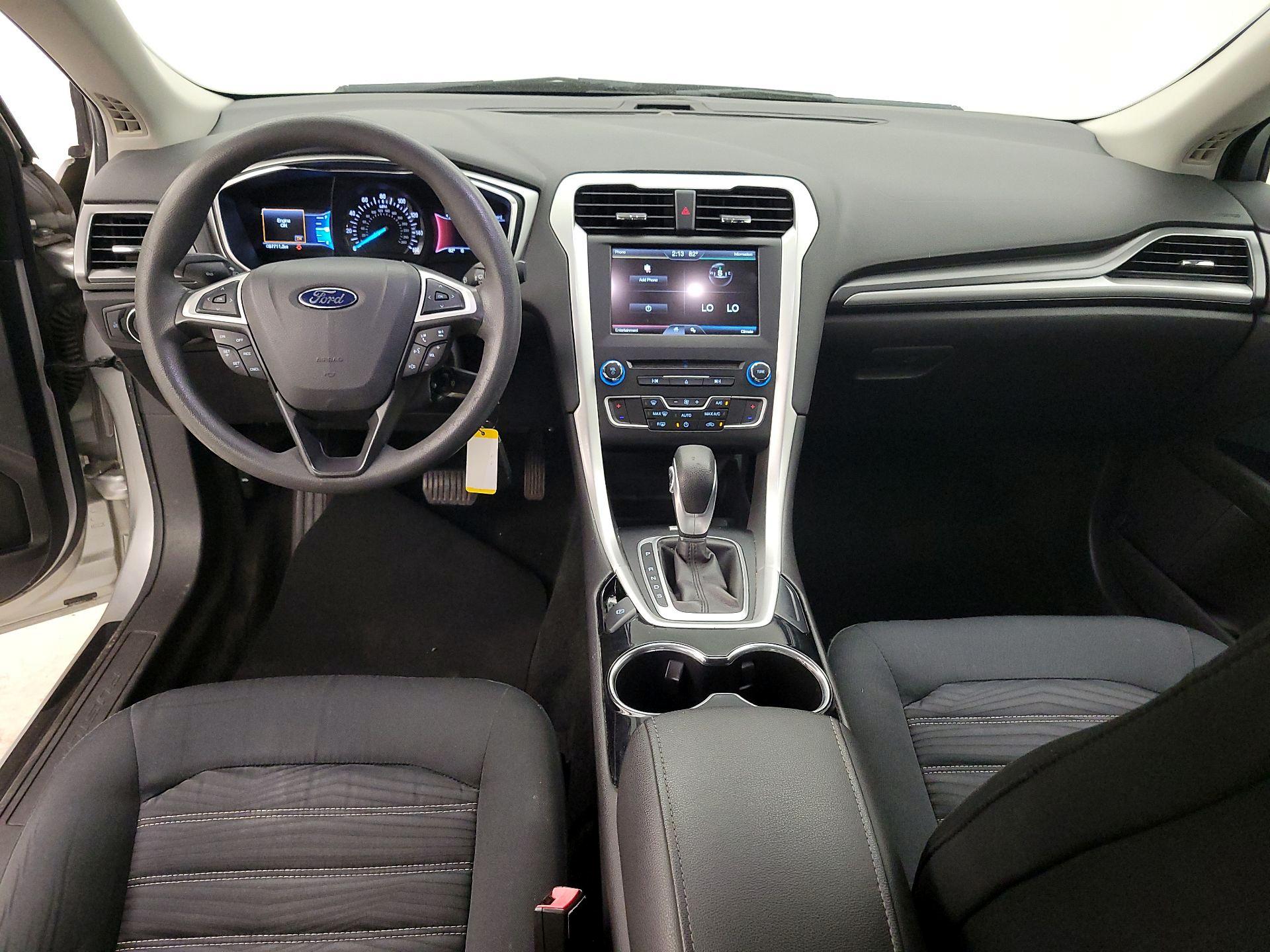 Thumbnail: 2016 Ford Fusion - 9