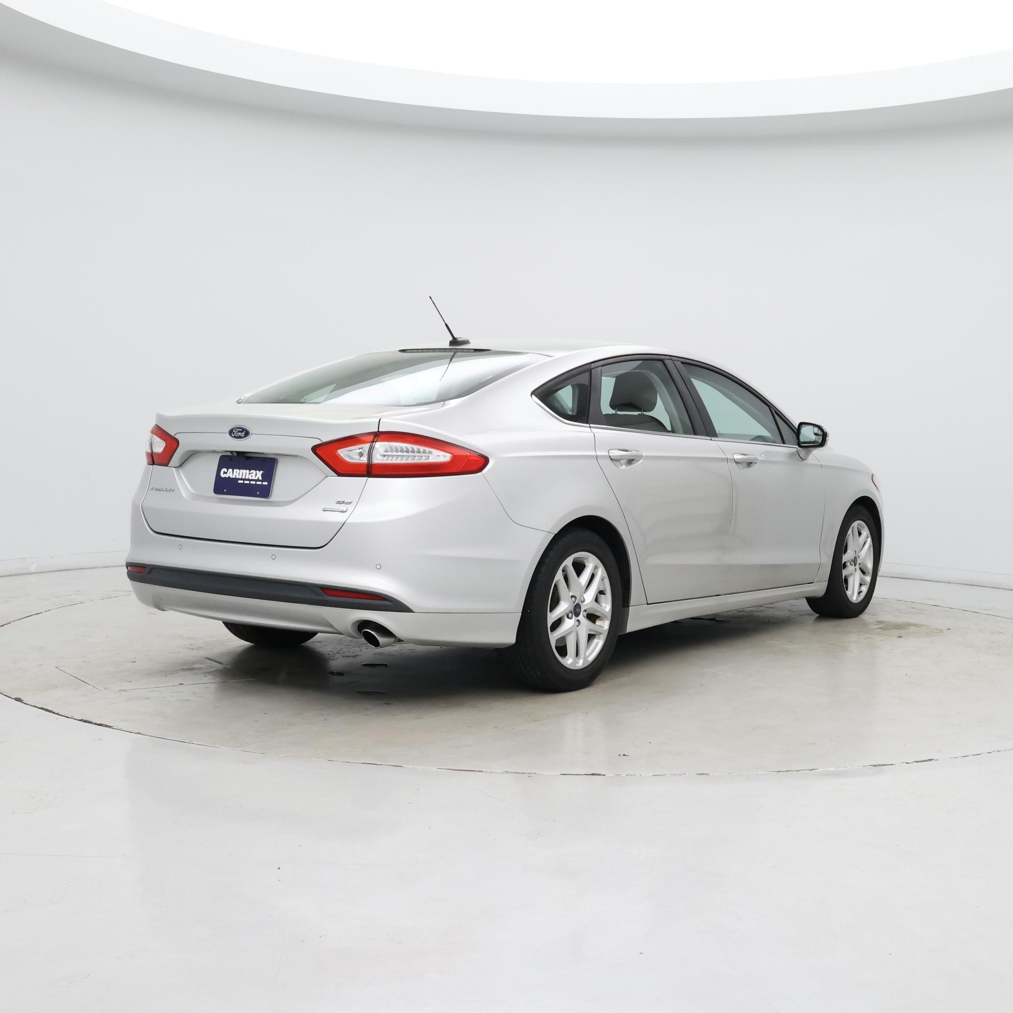 Thumbnail: 2016 Ford Fusion - 8