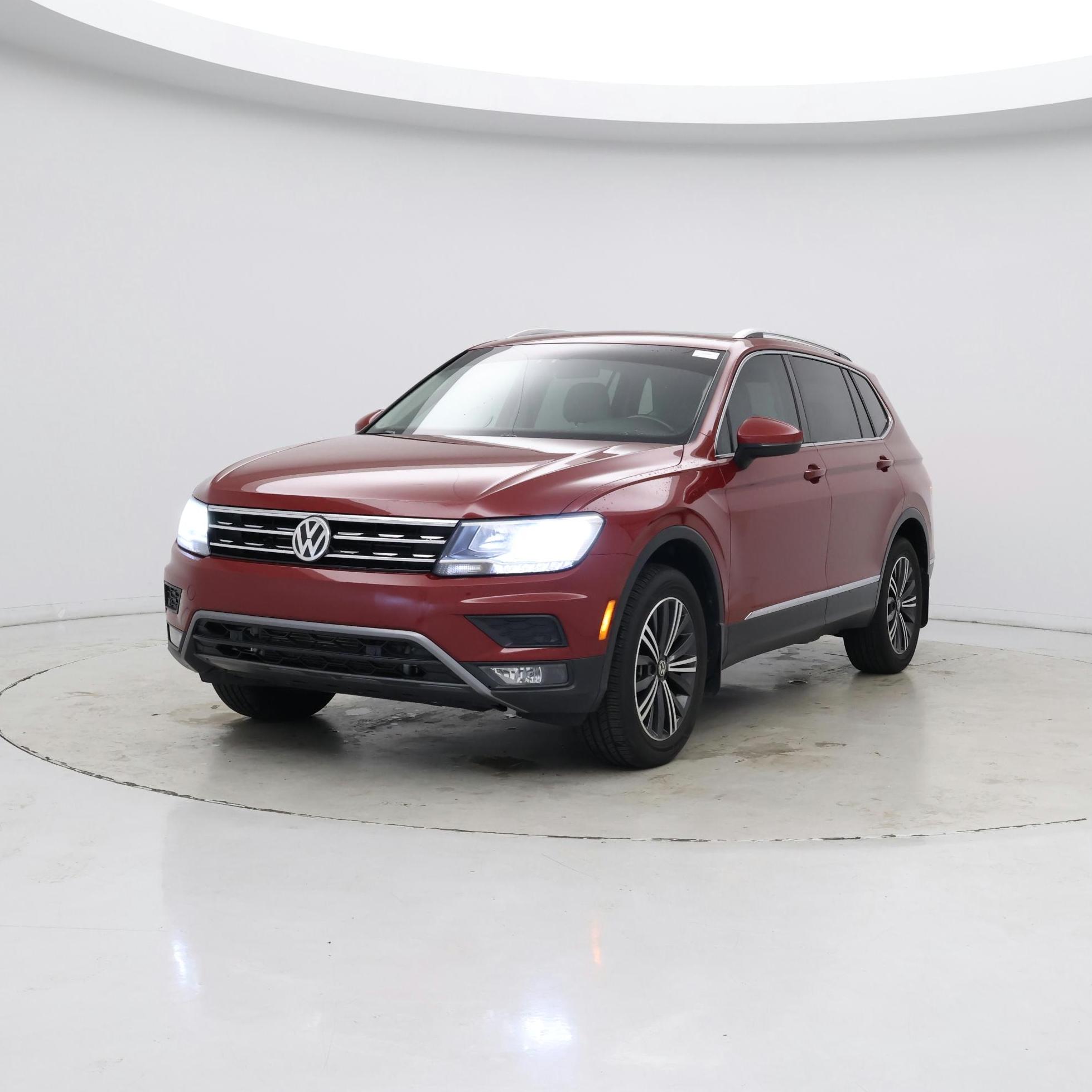 Thumbnail: 2019 Volkswagen Tiguan - 4