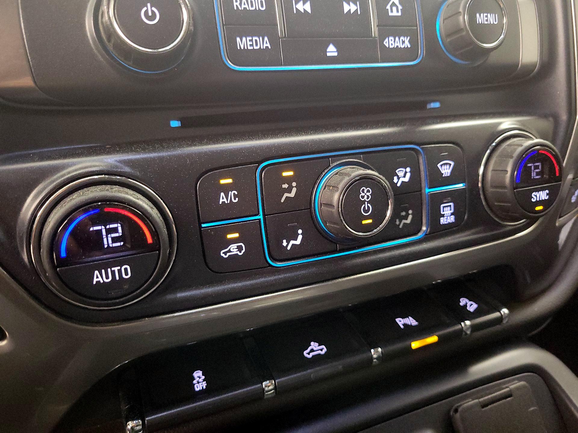 Thumbnail: 2018 Chevrolet Silverado 1500 - 17