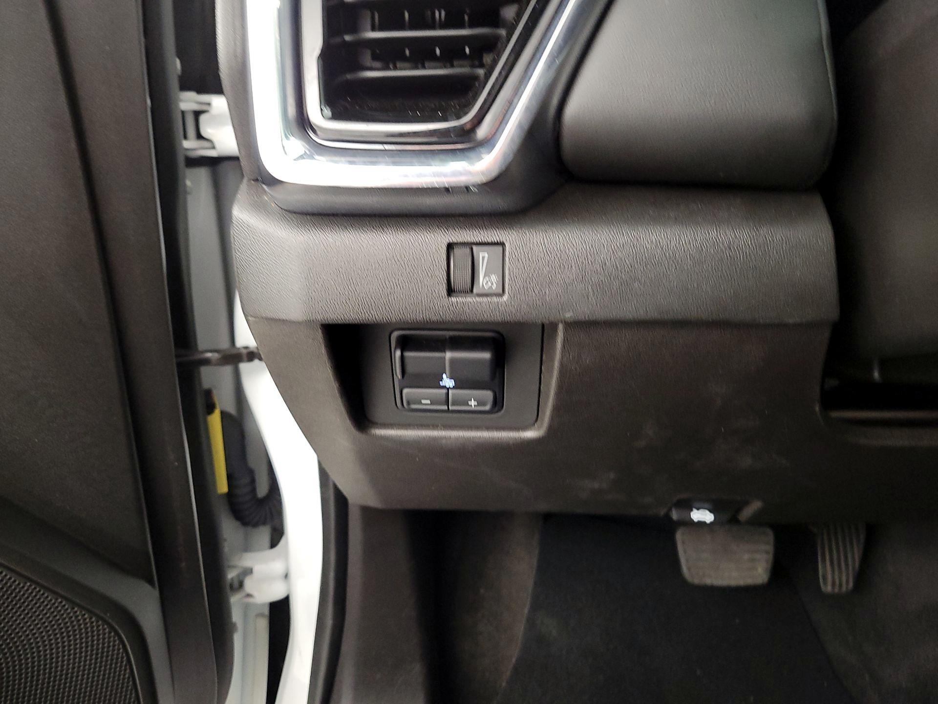 Thumbnail: 2023 GMC Canyon - 13